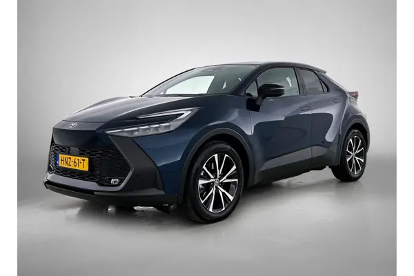 2.0 Plug-in Hybrid 220 First Edition