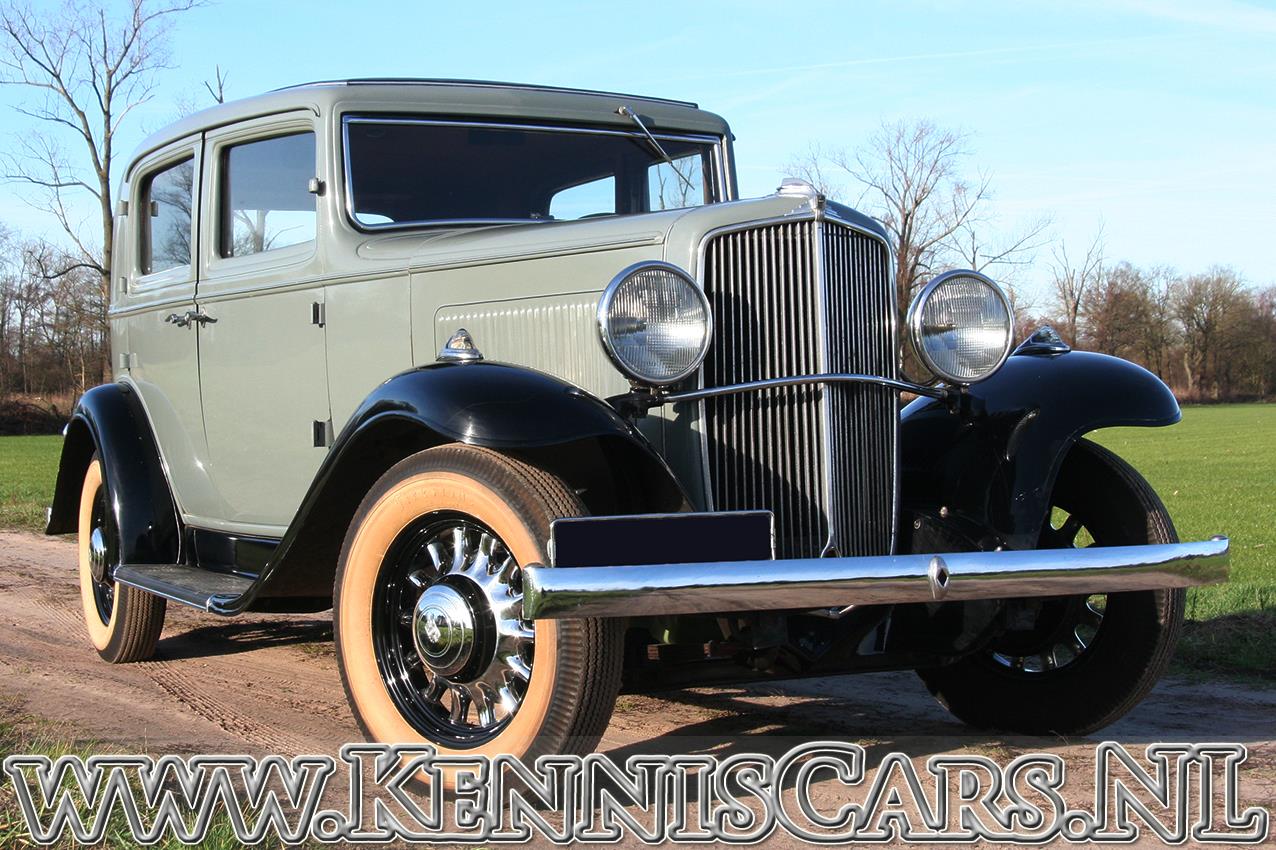 Nash 1933 Club Sedan Big Six 1127 Sedan
