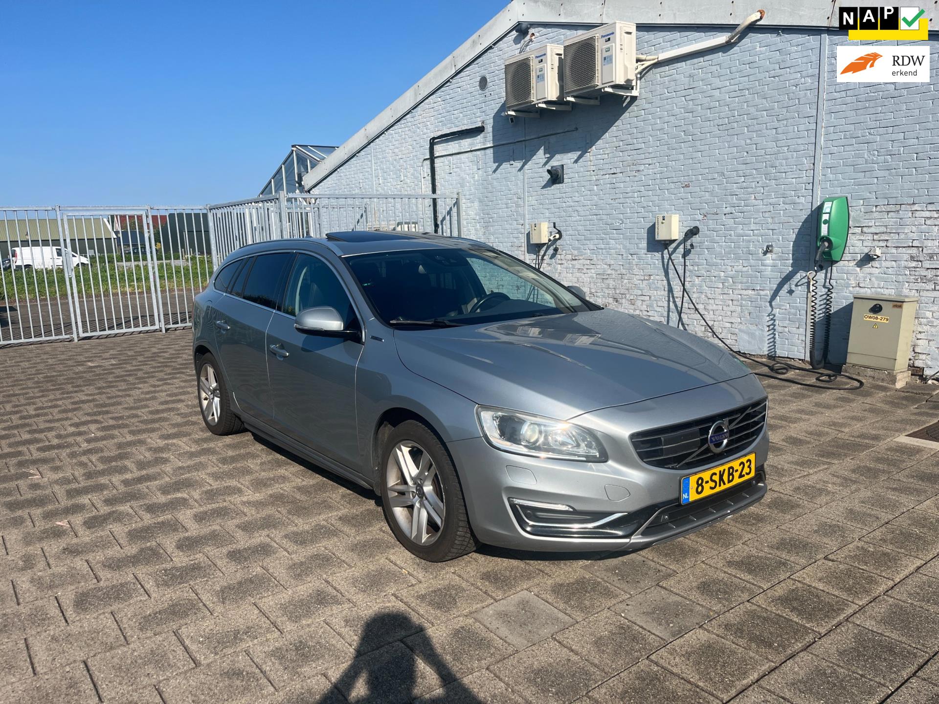Volvo V60 2.4 D6 AWD Plug-In Hybrid Summum