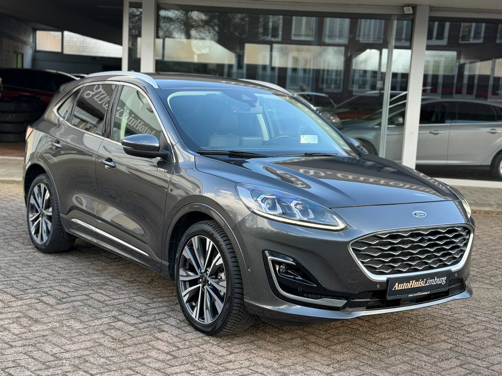 Ford KUGA 2.5 PHEV Vignale|Leer|Camera|HUD|NW All Season|Winter Pack