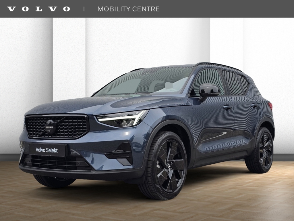 Volvo XC40 B3 Black Edition | 360° Camera | 20' Velgen | Keyless |