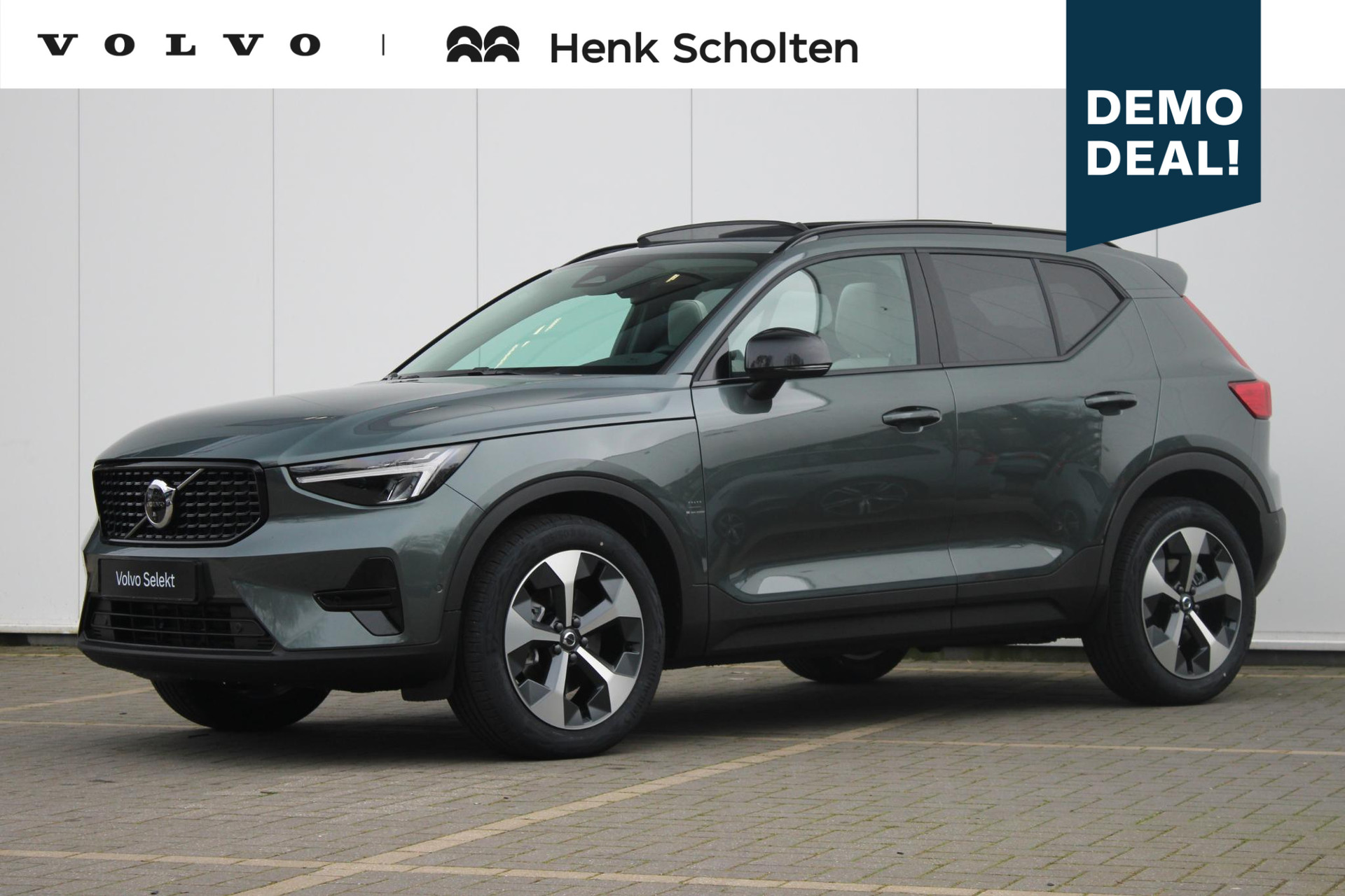 Volvo XC40 B4 Automaat Plus Dark