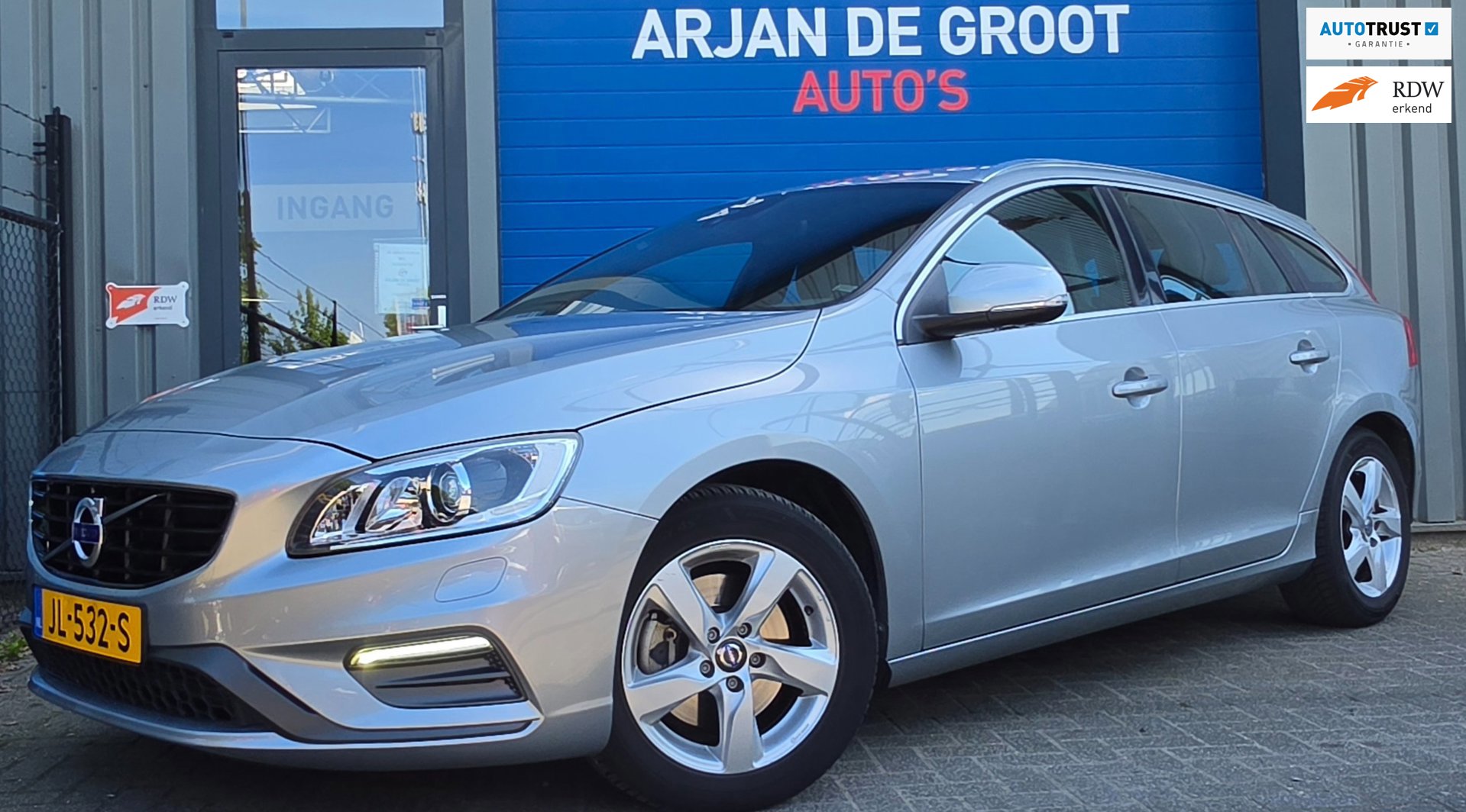 Volvo V60 1.5 T3 R- Design Navi Trekhaak Uniek! NAP!