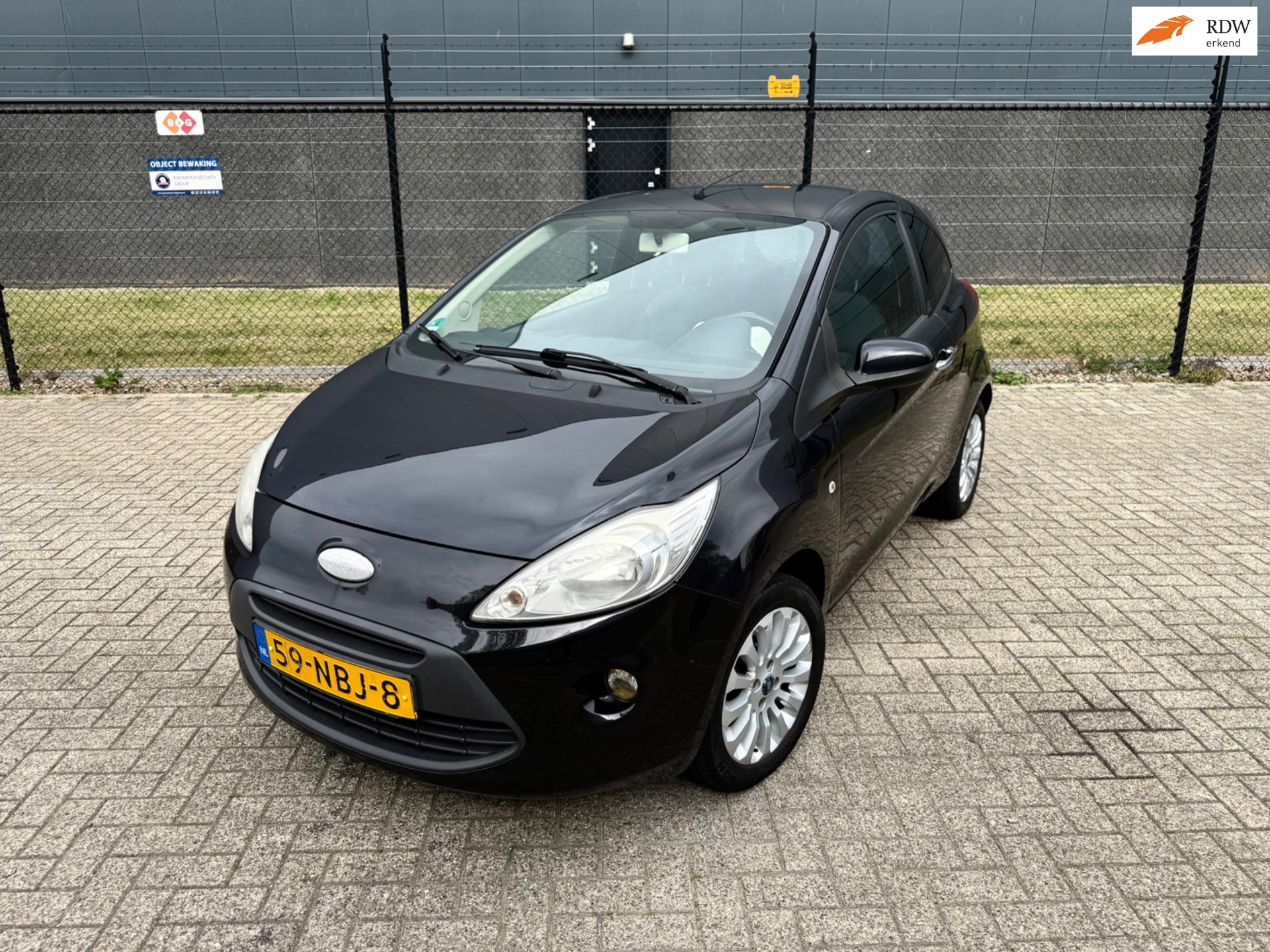 Ford Ka 1.2 Titanium X *AIRCO-LM VELGEN-EL.PAKKET*