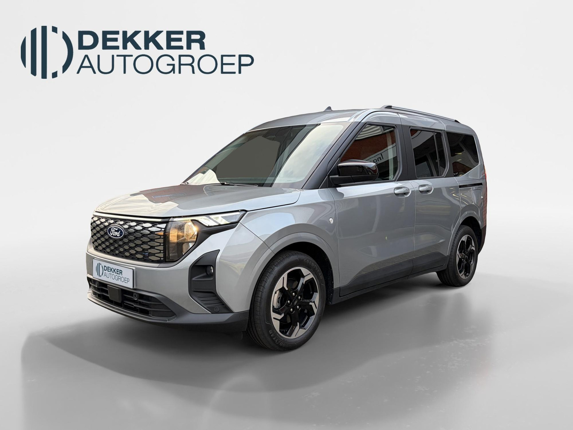 Ford Tourneo Courier Courier Titanium 100% Elektrisch 43kWh 136 pk