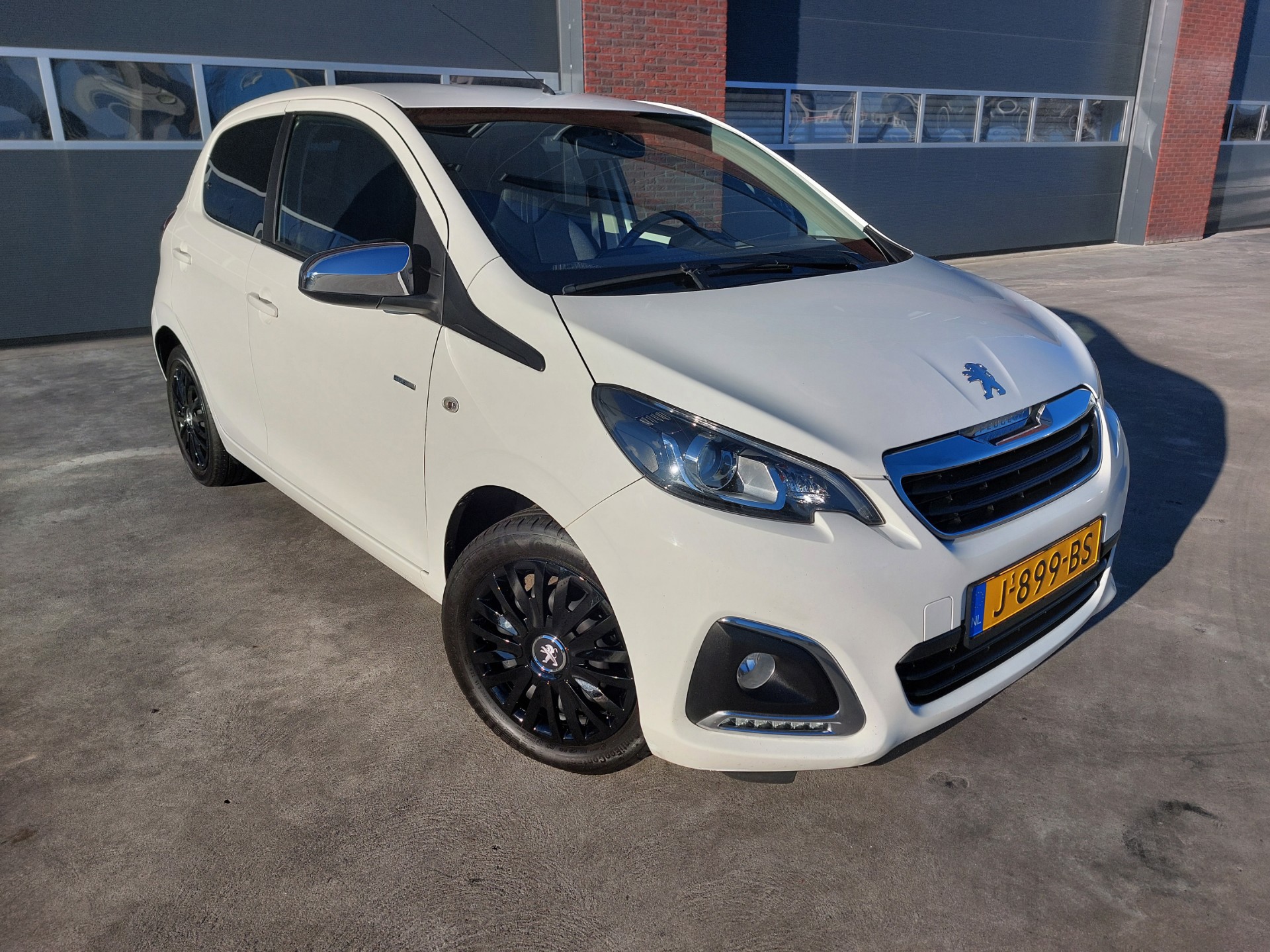 Peugeot 108 1.0 e-VTi Style 5deurs Airco/Led /Donkere ramen