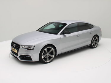 Audi A5 Sportback 1.8 TFSI Adrenalin Sport / Navi / Parkeersensoren V+A / Origineel NL
