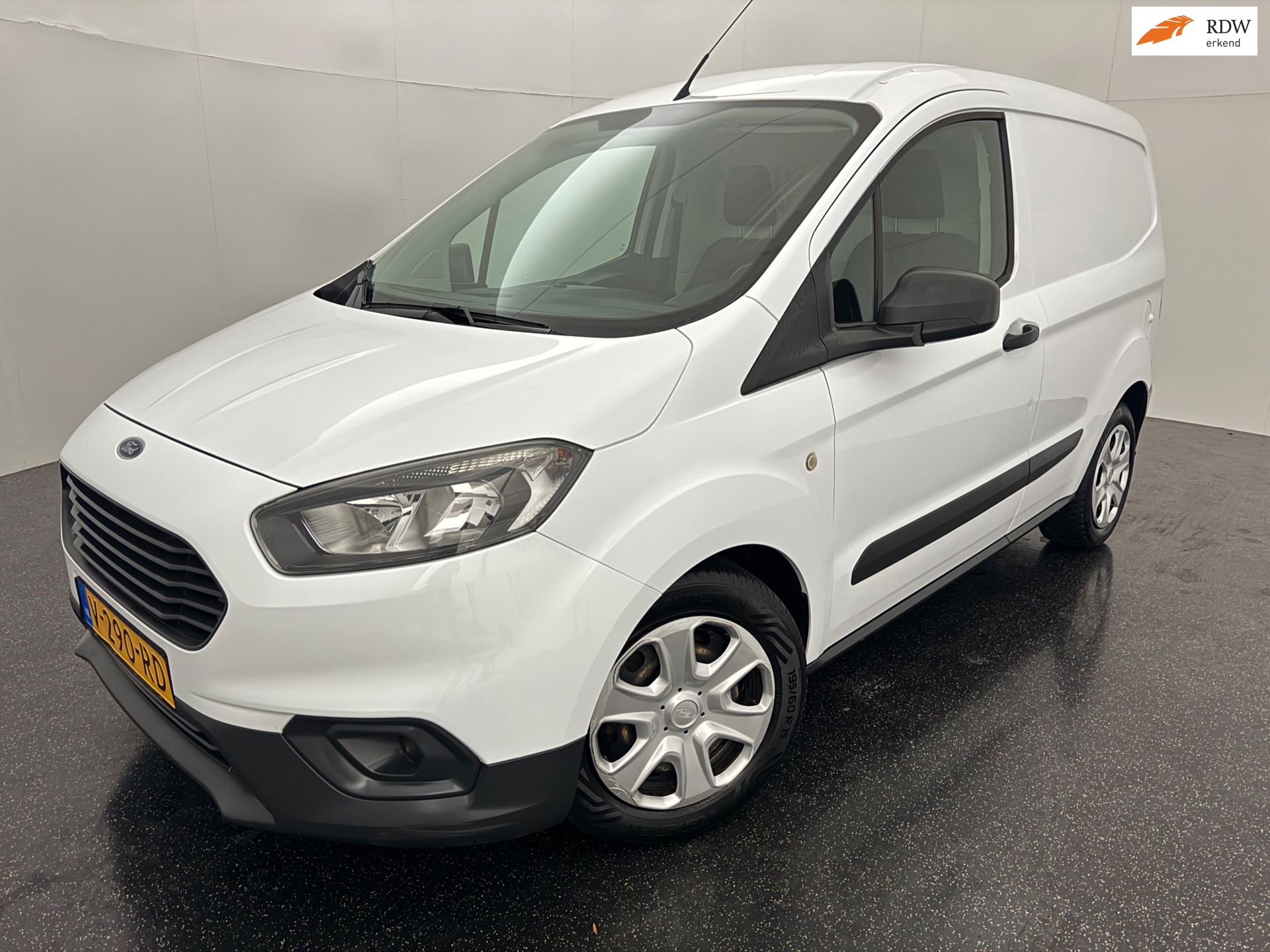 Ford Transit Courier 1.5 TDCI Trend