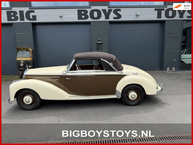 Mercedes-Benz 220 A Cabriolet ( W187 )