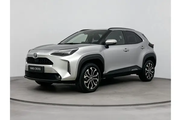 1.5 Hybrid Dynamic Awd
