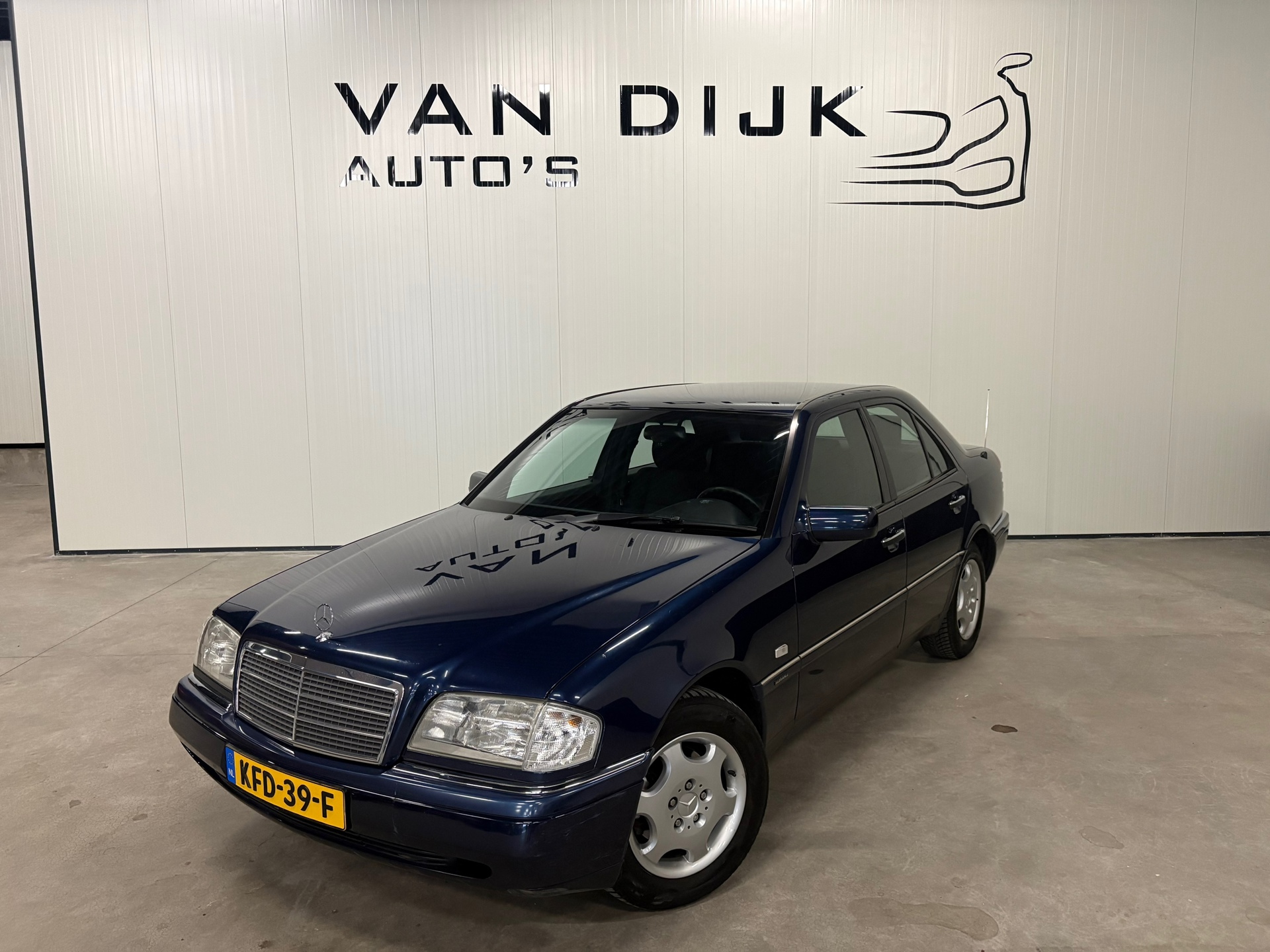 Mercedes-Benz C-klasse 180 Elegance Airco W202