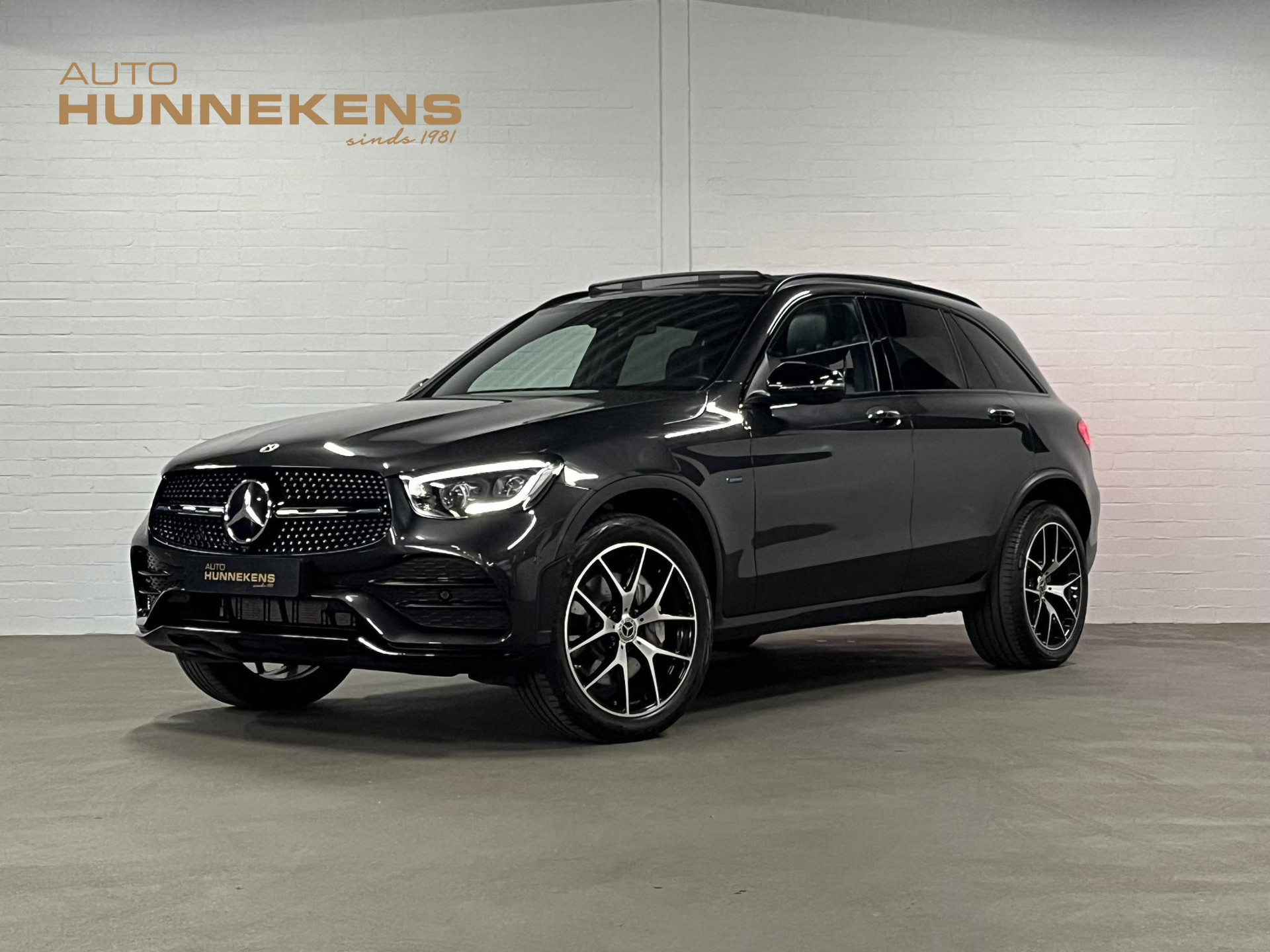 Mercedes-Benz GLC 300e 4MATIC AMG-line