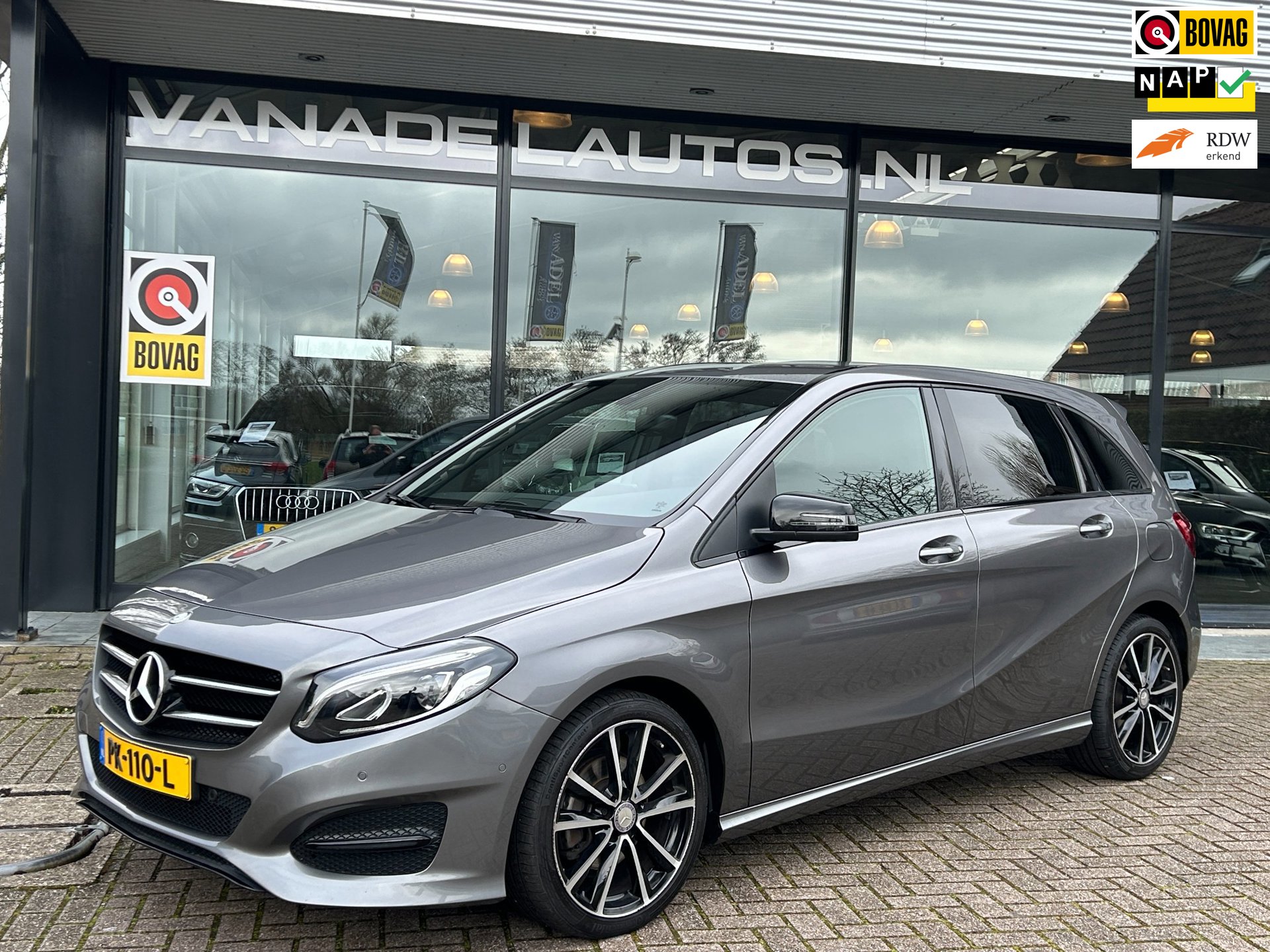 Mercedes-Benz B-klasse 180 Activity Edition Aut. Leer Navi Park.Sens NAP NL-Auto Dealeronderhouden!