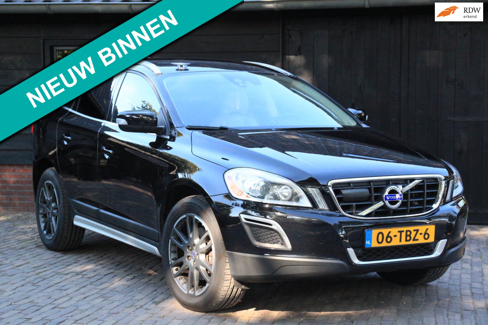 Volvo XC60 3.0 T6 AWD Summum Xenon/Navigatie/Leer/Parkeersensor v,a