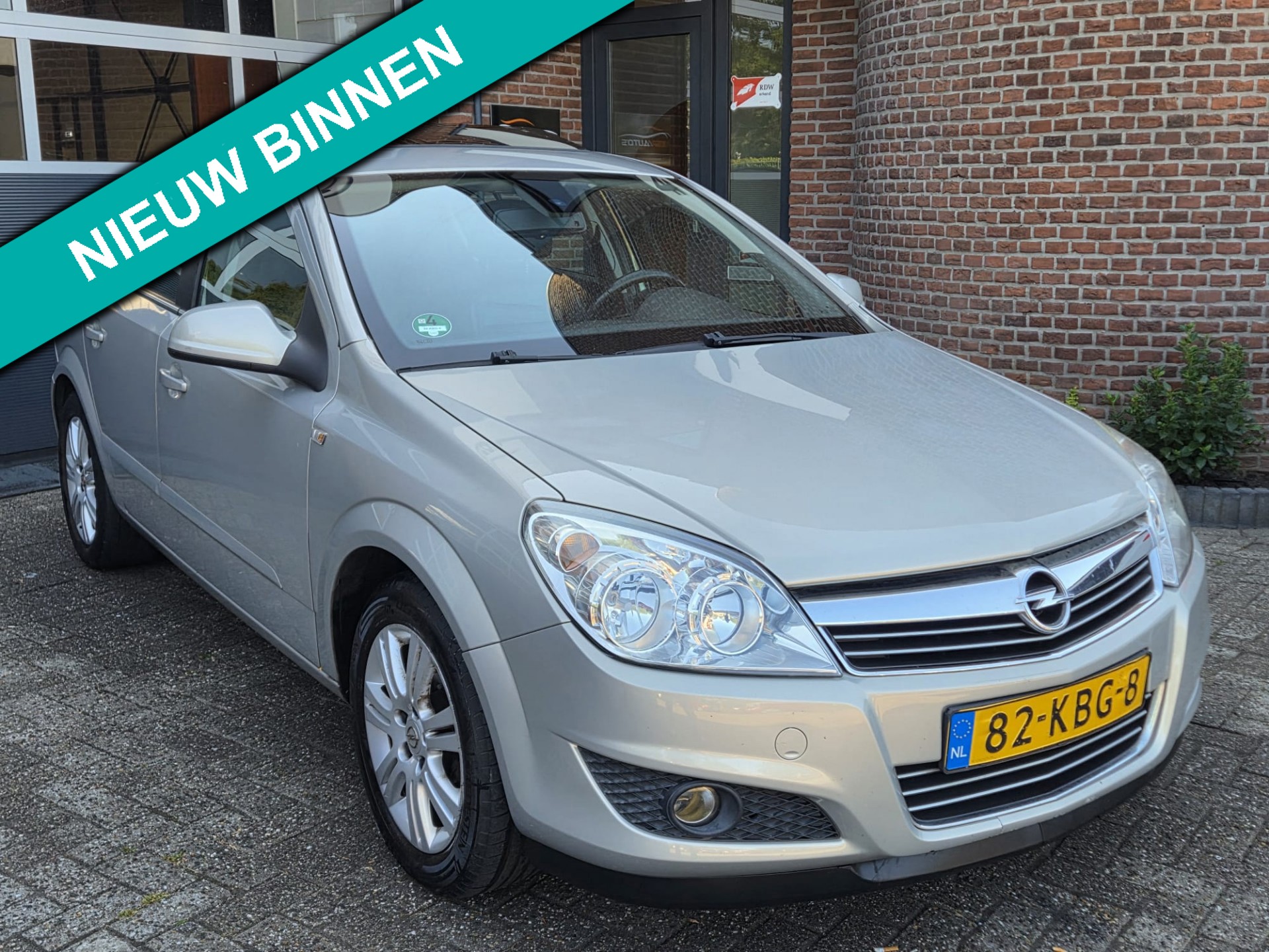 Opel Astra 1.6 Cosmo | Cruise | Clima | Leer | LM Velgen |
