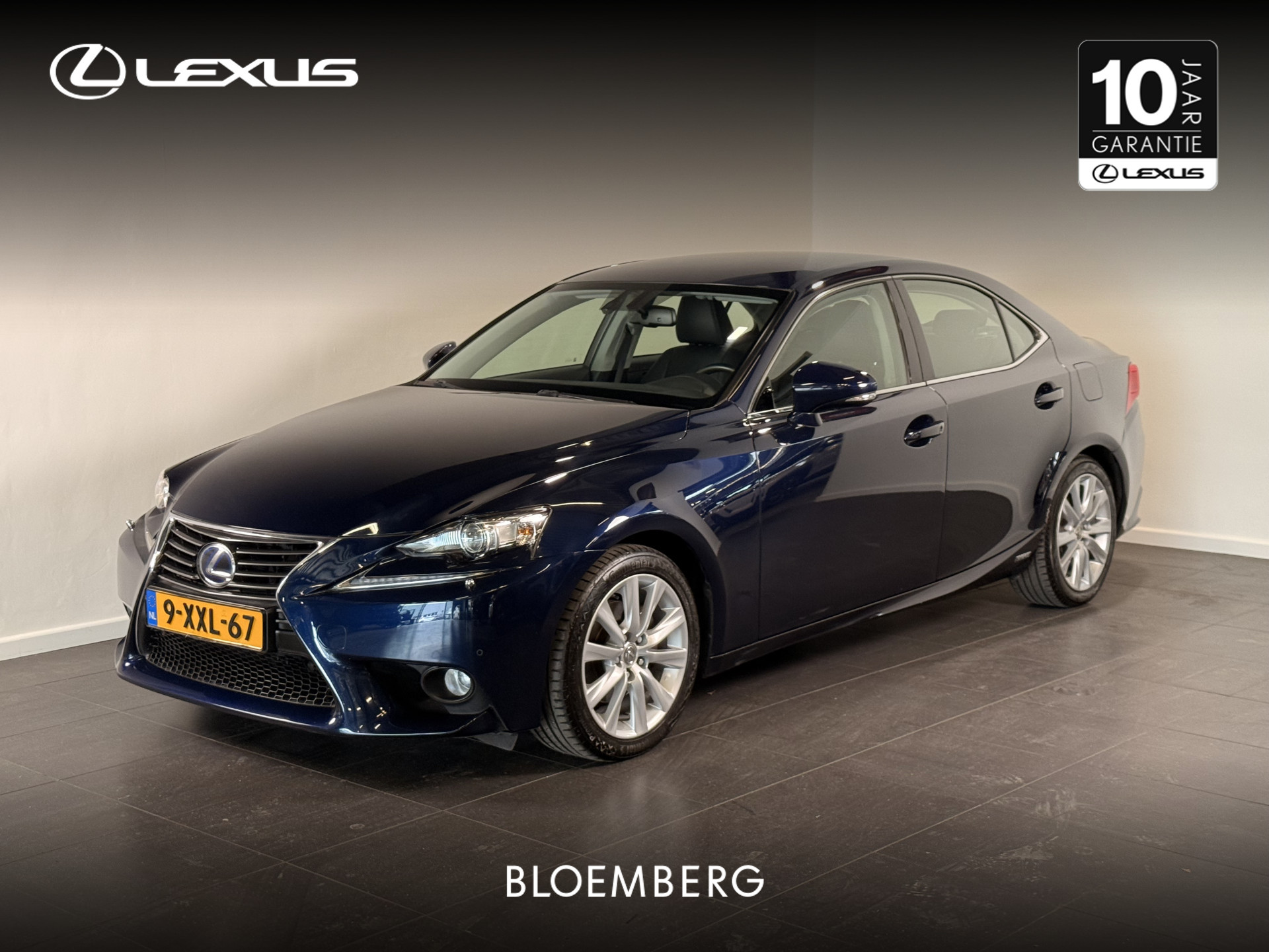 Lexus IS 300h Edition