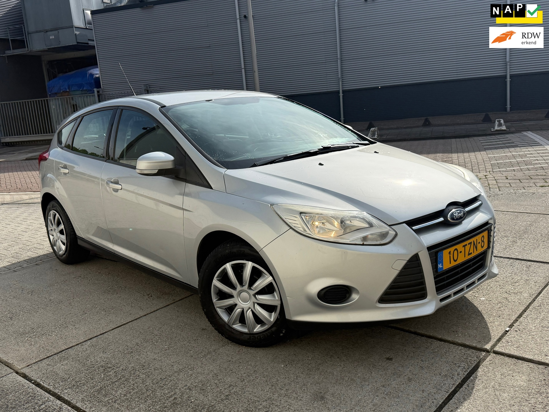 Ford Focus 1.0 EcoBoost Lease Trend Airco 5 DR APK