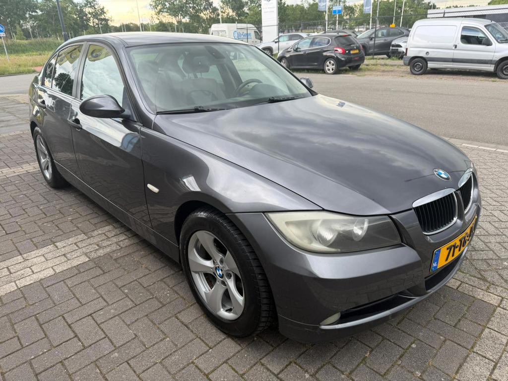 BMW 3-serie 320i High Executive Airco APK
