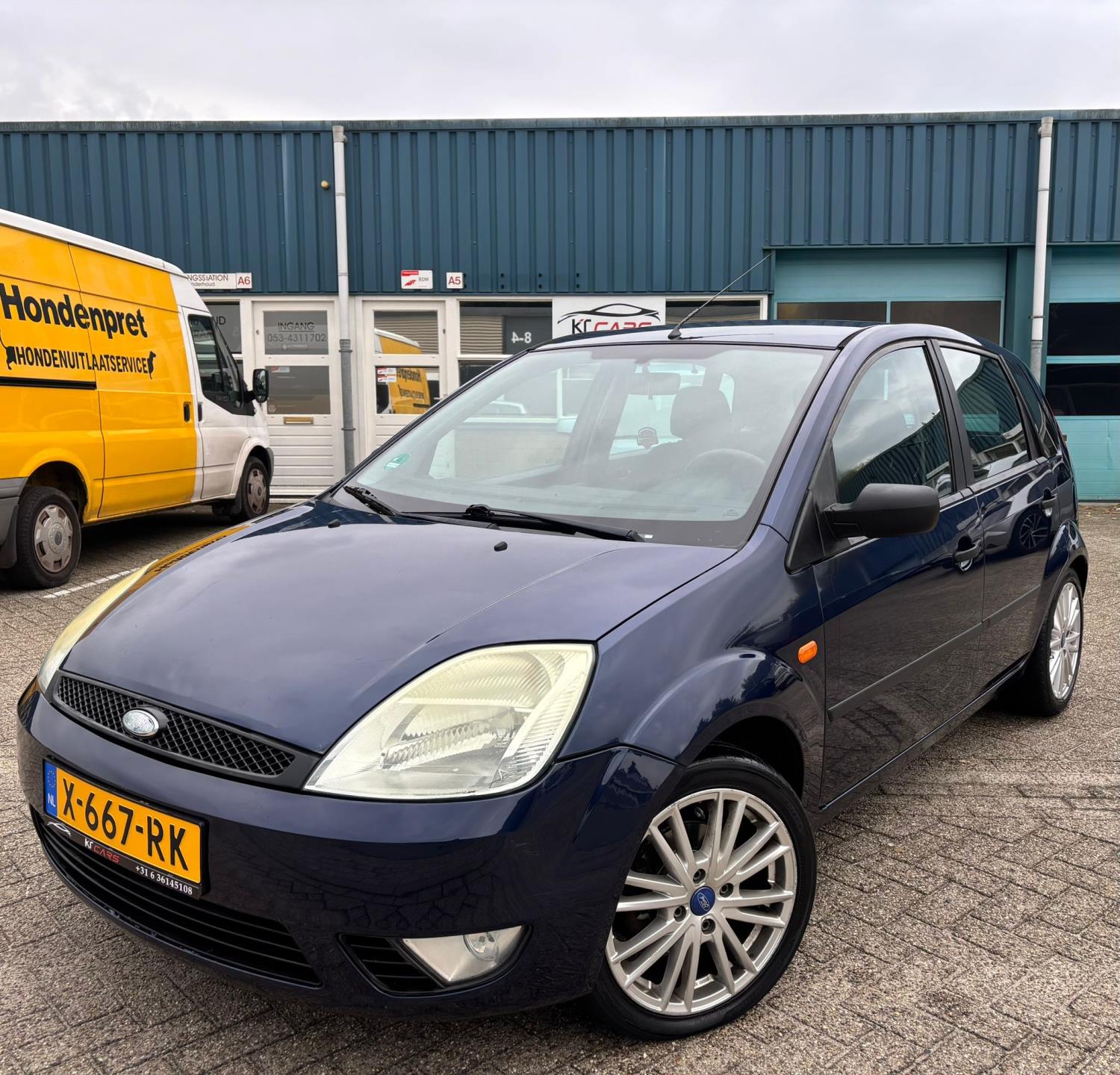 Ford Fiesta 1.4-16V Ambiente | APK | LM Velgen | Airco | Trekhaak | Nieuwe koppeling |