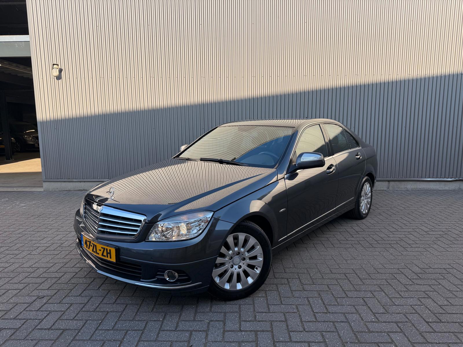 Mercedes-Benz C-klasse 180 K Elegance Navi|Elektrische stoelen|PDC|Zeer nette staat|Cruise control