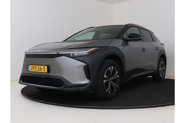 Dynamic 71 Kwh