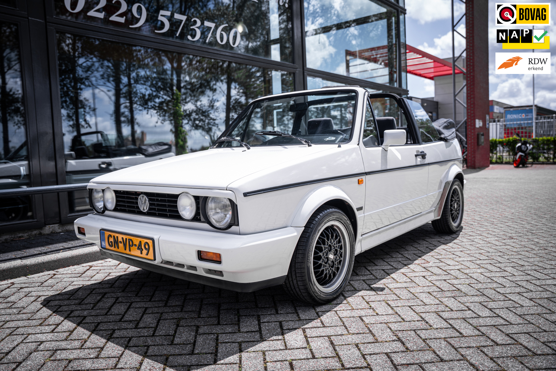 Volkswagen Golf Cabriolet 1.8 Quartett | Stuurbekrachtiging | Elektrische linnen kap | Orig. Nederlands | Kmstand NAP |