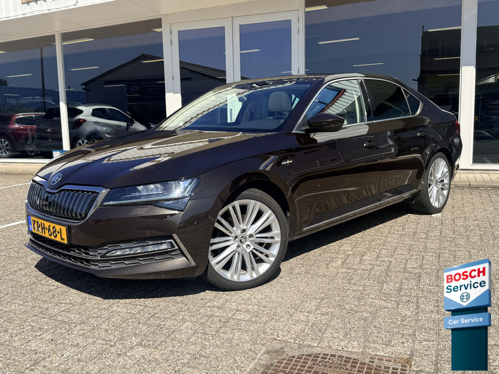 Škoda Superb 1.4 TSI iV PHEV Laurin & Klement