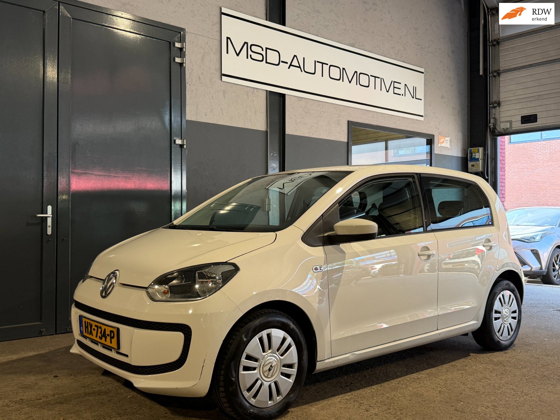 Volkswagen Up! 1.0 move up! BlueMotion|Nw Model ! Rondom schade Incl BTW
