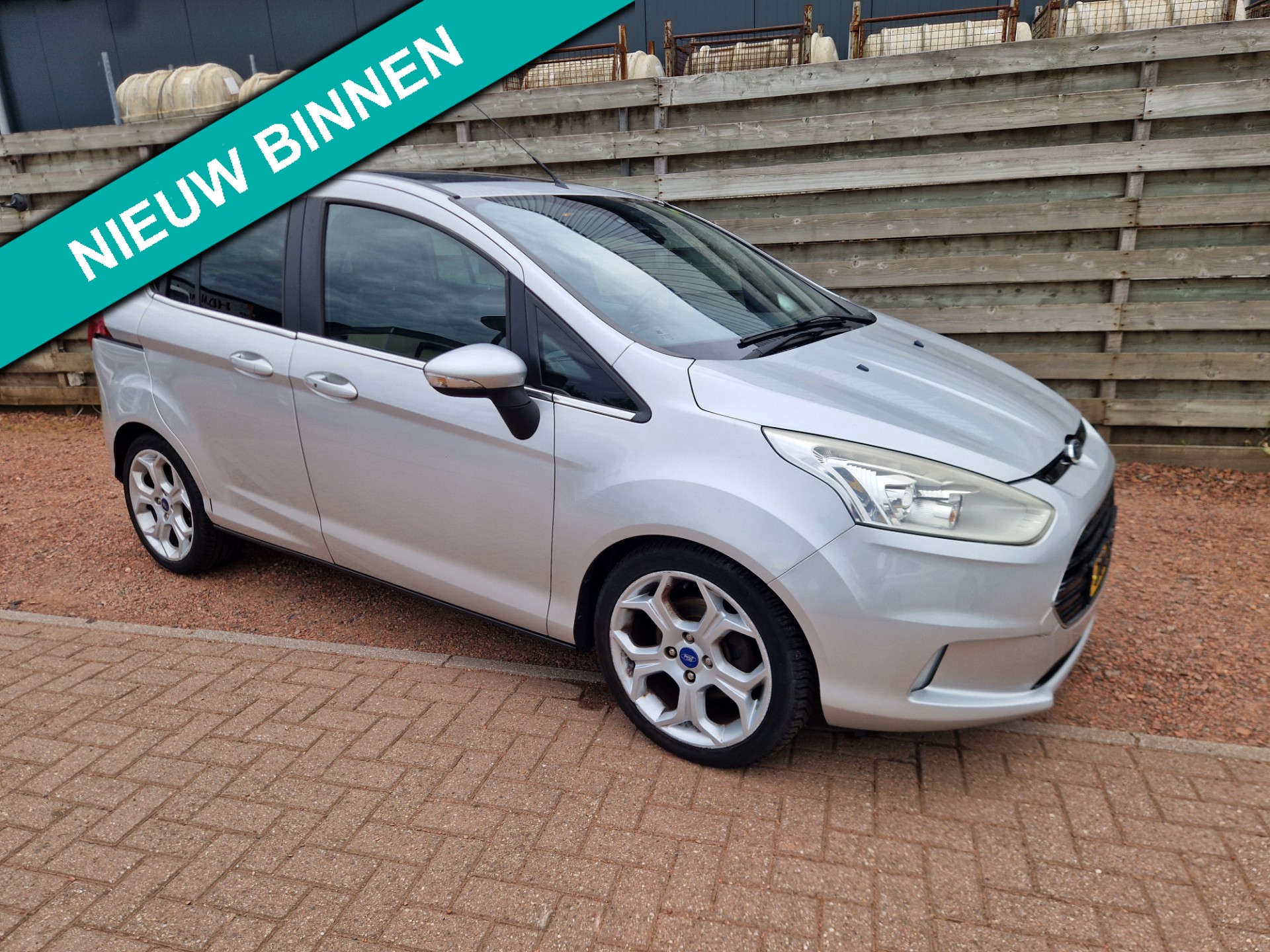 Ford B-Max 1.0 EcoBoost Titanium Panoramadak