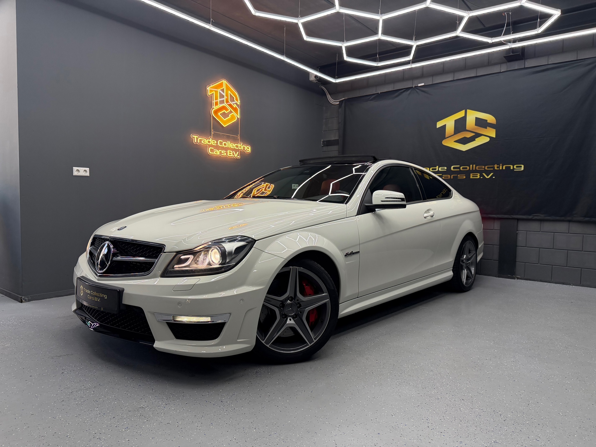 Mercedes-Benz C-klasse Coupé AMG 63 Performance Colletings item Vol opties