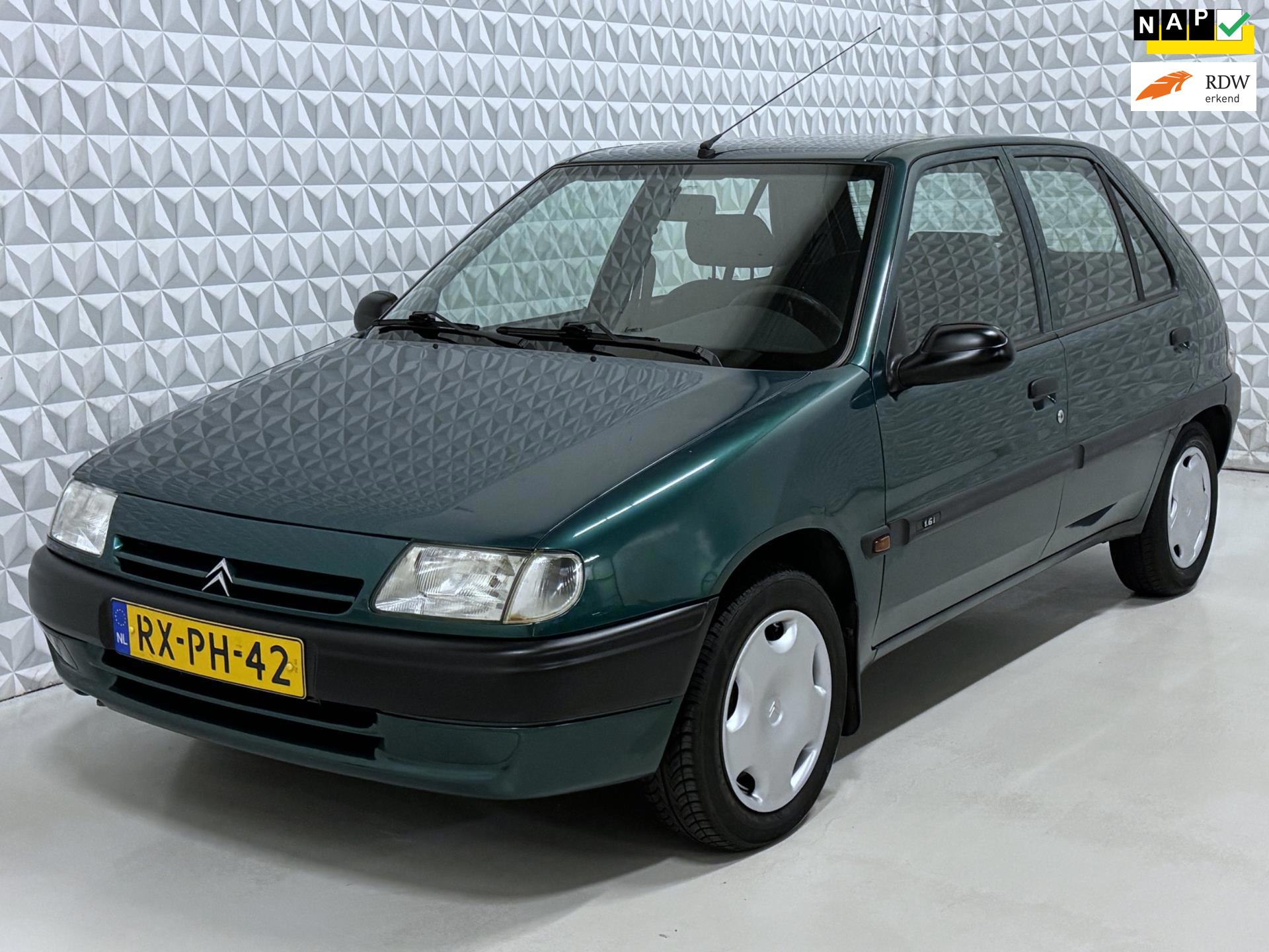 Citroën Saxo 1.6i SX 5drs AUTOMAAT met STUURBEKRACHTIGING! (1997)