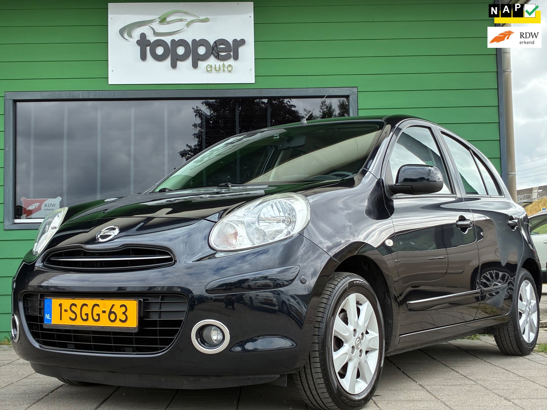 Nissan Micra 1.2 DIG-S Connect Edition|2e Eigenaar|Navigatie|Airco|PDC|Trekhaak|NAP|