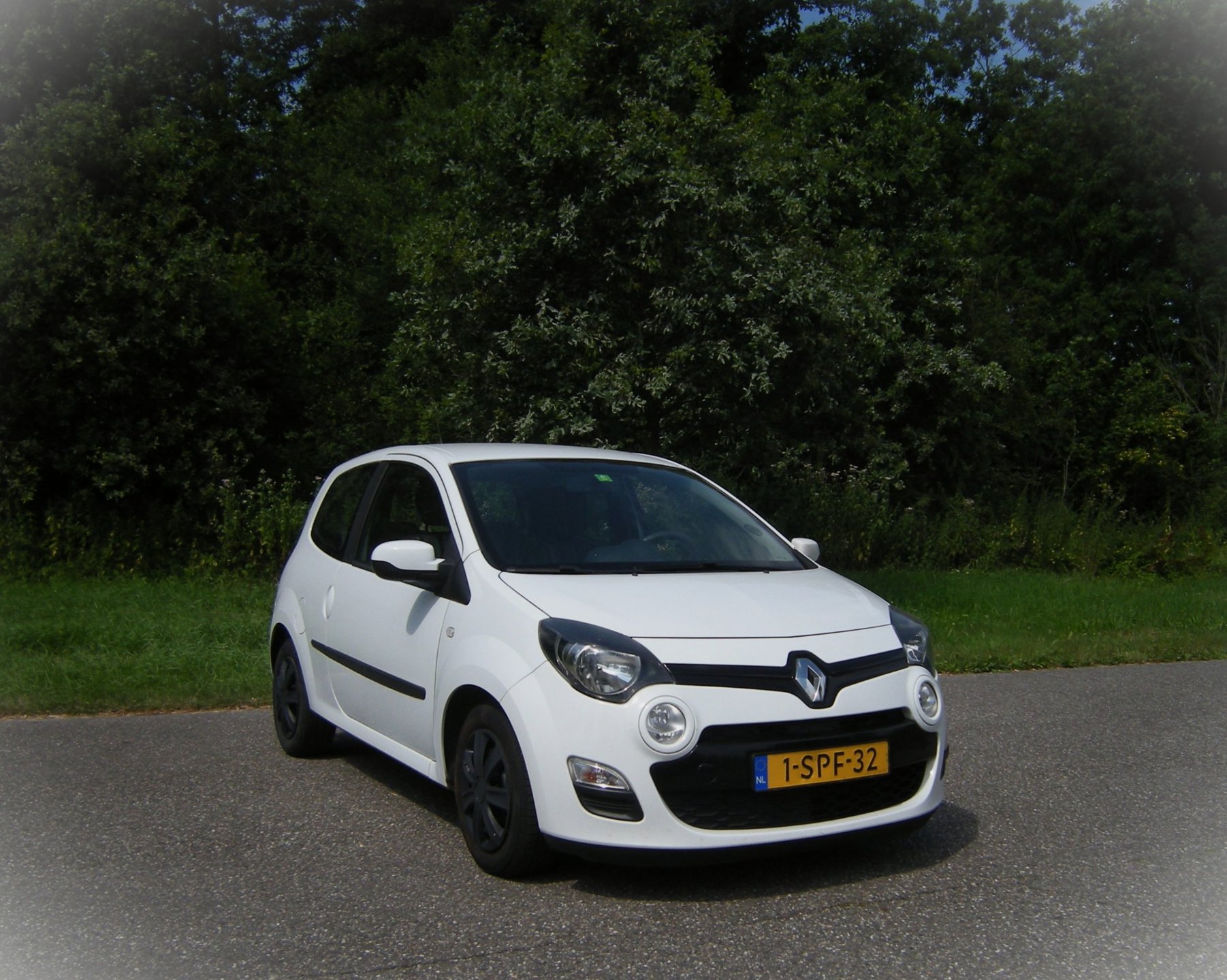 Renault Twingo 1.5 dCi Collection . 3 Drs . Airco . Elec ramen en spiegels . Audio . lekker zuinig . enz
