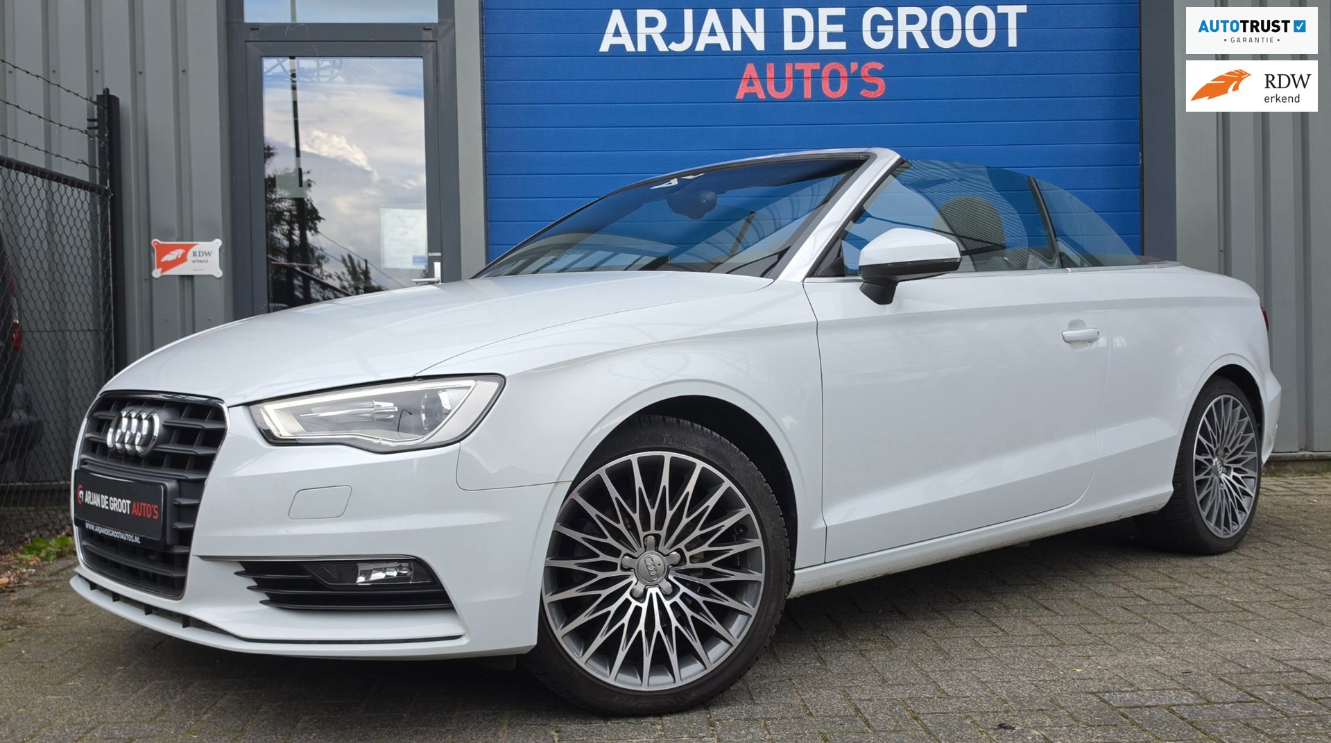Audi A3 Cabriolet 1.4 TFSI 140PK Navi Clima Cruise Xenon Sportstoelen LED