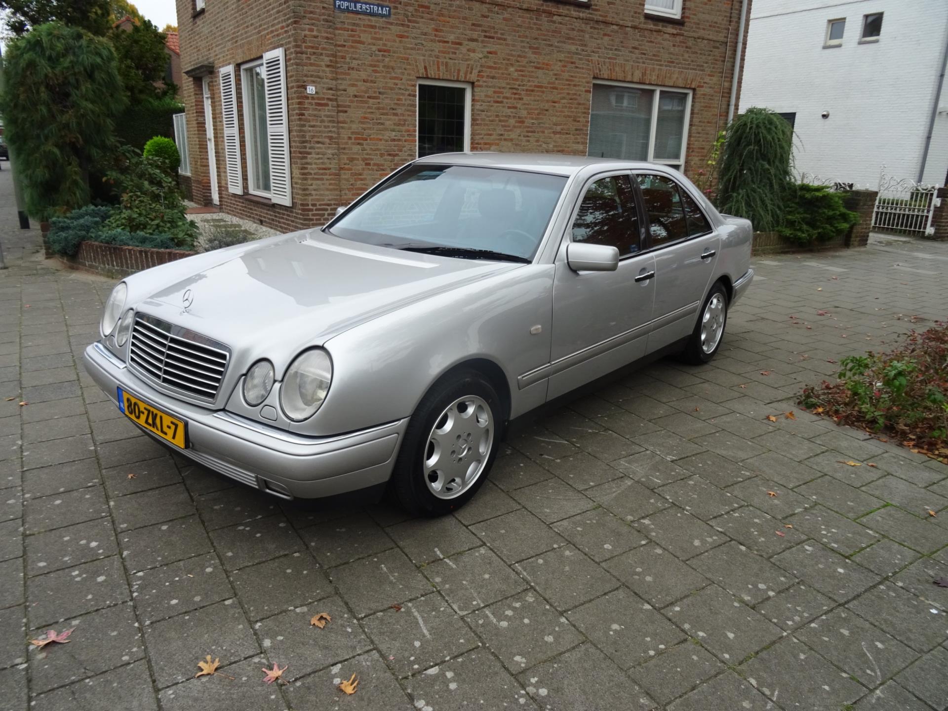 E-280 Elegance Automaat