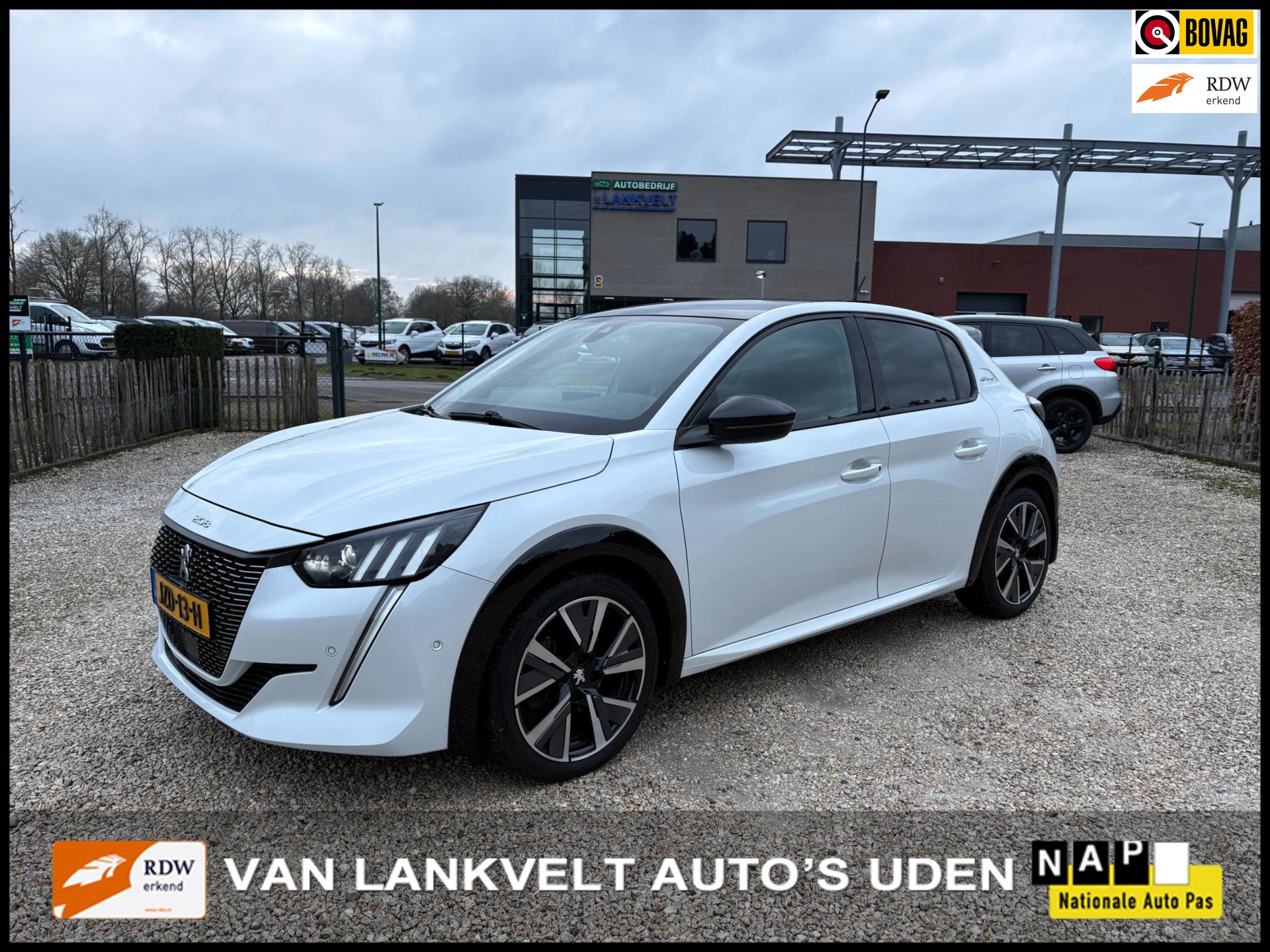 Peugeot 208 1.2 101pk GT-Pack Automaat Panorama, Massage, ACC, Apple Carplay