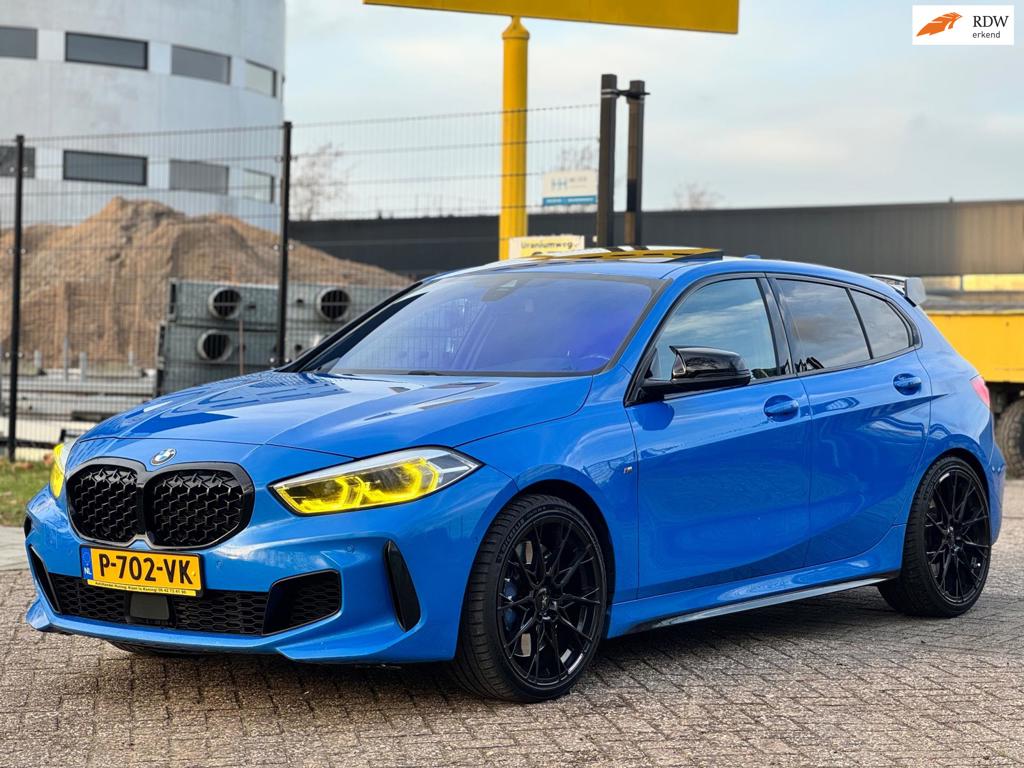 BMW 1-serie M135i xDrive High Executive|AUT|PANO|CARPLAY|
