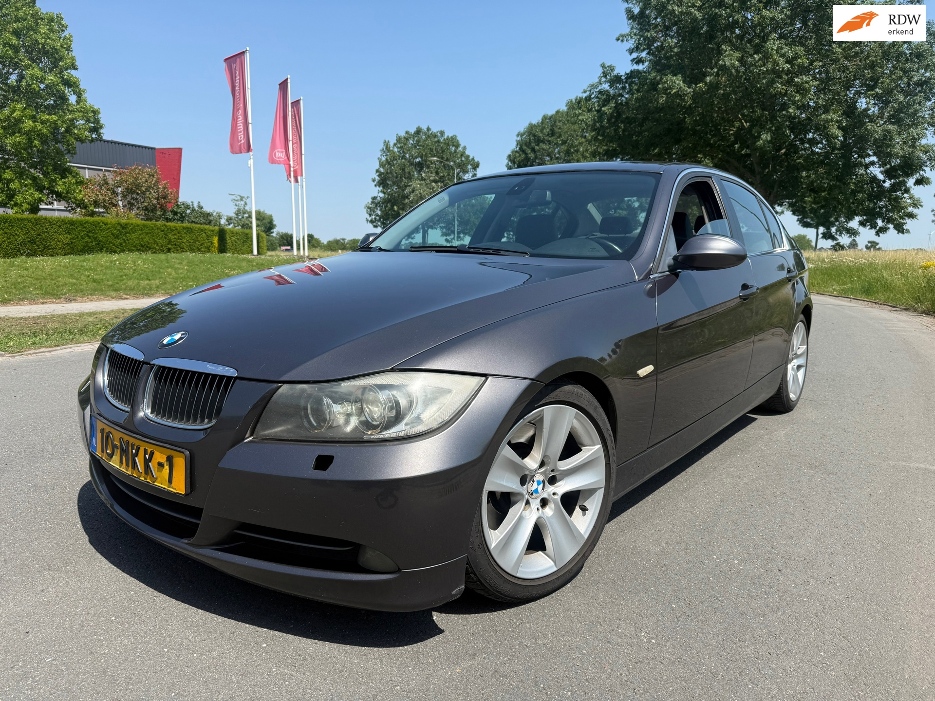 BMW 3-serie 330i Dynamic Executive CLIMA/NAVI/APK/LEER