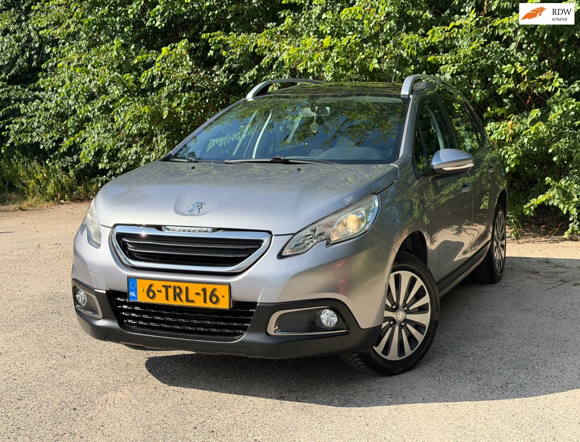 Peugeot 2008 1.2 VTi Active | Cruise control + Navi + Automaat Nu € 4.950,- !!!