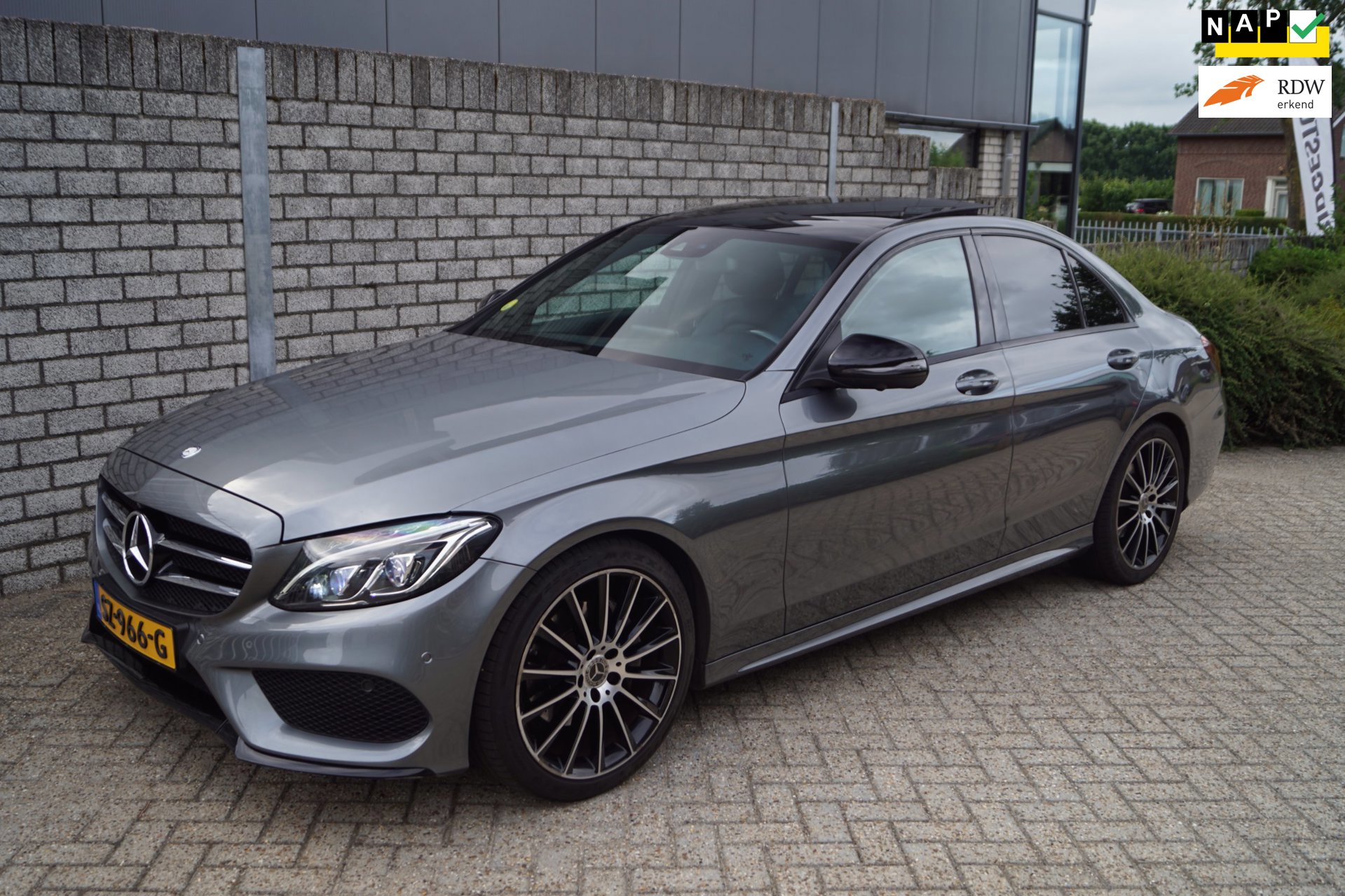 Mercedes-Benz C-klasse 180 CDI Sport Edition Premium Plus Autom Panodak Leder Sportst Stoelverw Navi 360 Camera Clima LMV 19 ENZ
