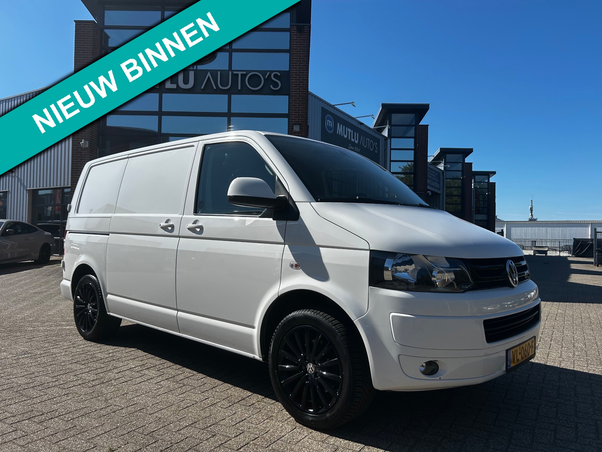Volkswagen Transporter 2.0 TDI L1H1 T800 NAP PDV NAVI