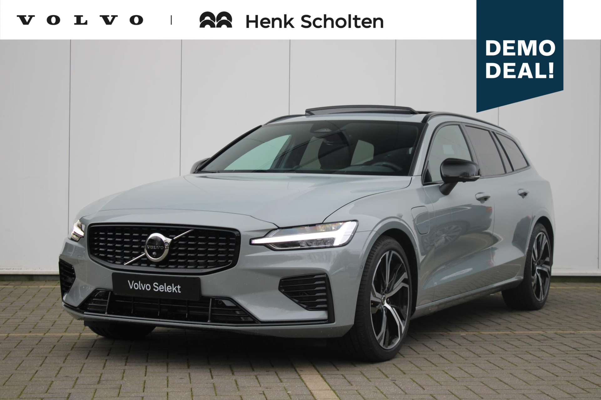 Volvo V60 T6 350PK Plug-in hybrid AWD Plus Dark
