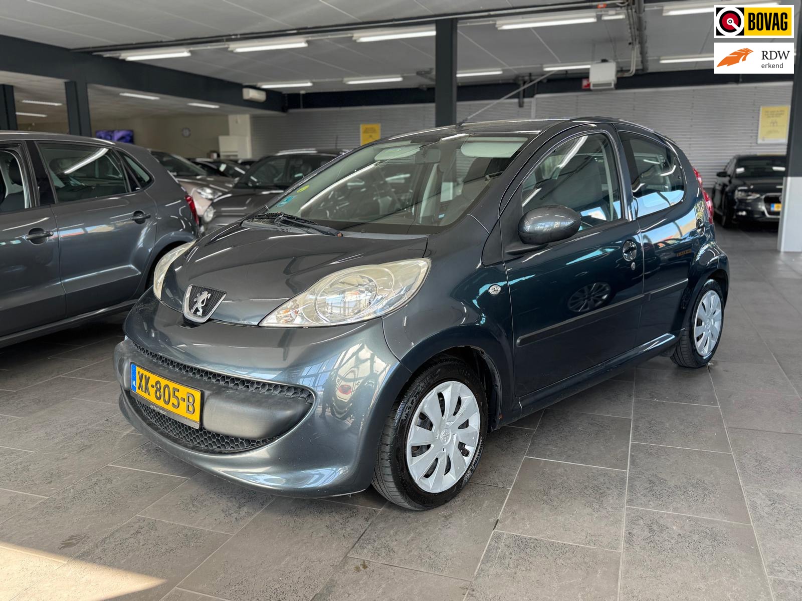 Peugeot 107 1.0-12V XR automaat 5-deurs airco elektrische pakket apk 04-02-2027