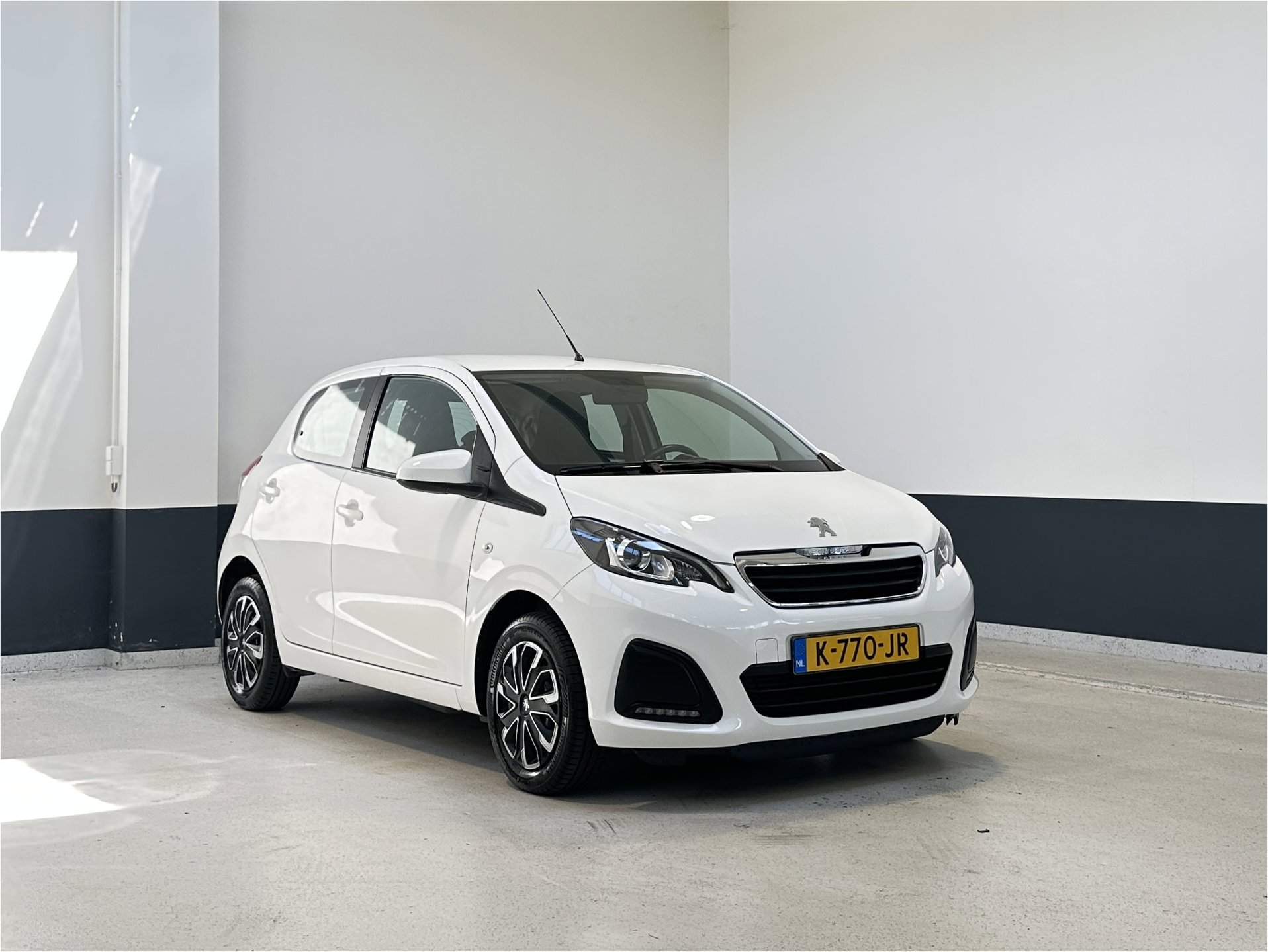 Peugeot 108 1.0 e-VTi Active | Apple Carplay/ Android Auto |Camera |Bluetooth | NL | 1 Eig |