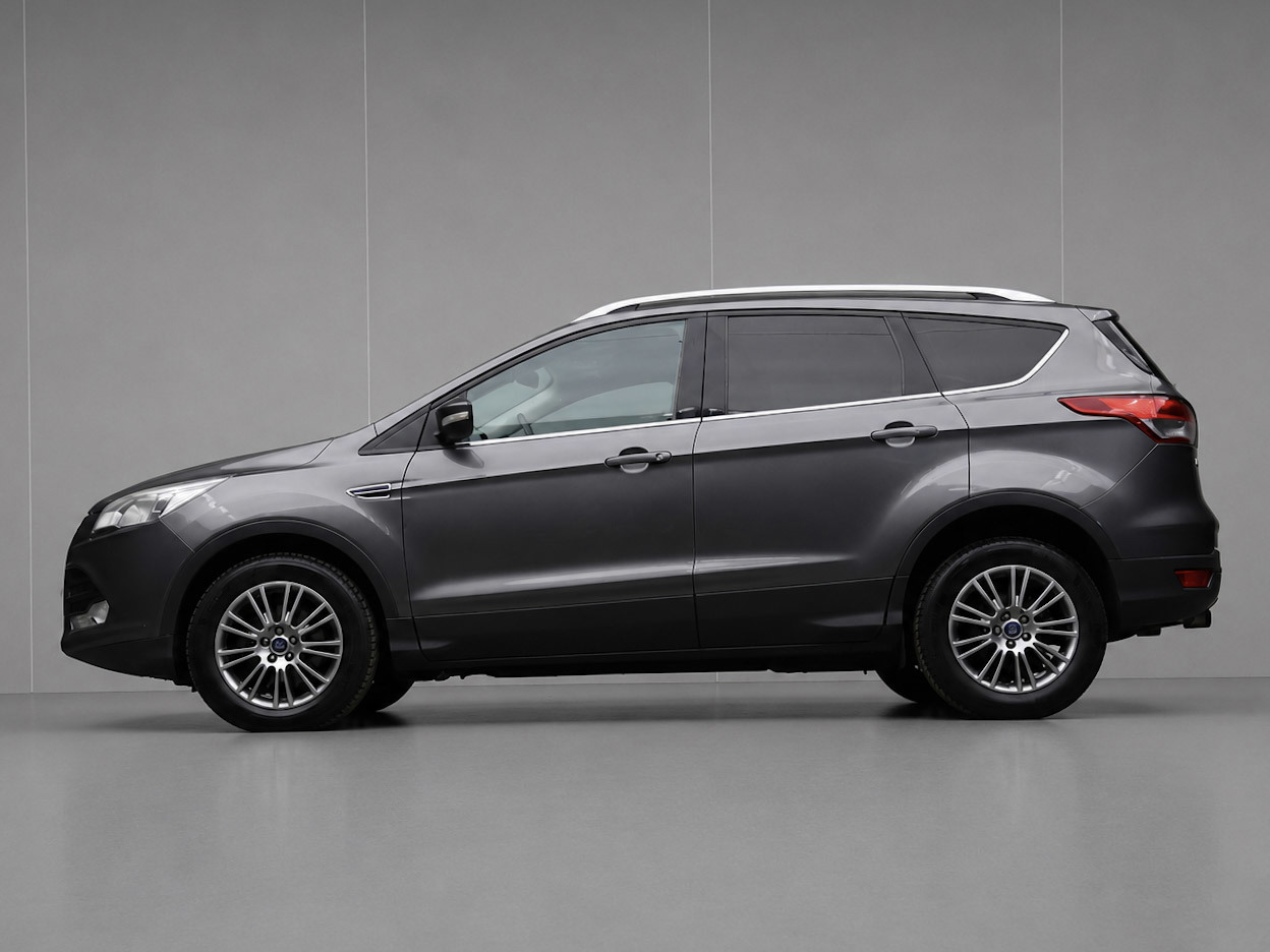 Ford Kuga 1.6 Titanium Plus 4WD Sport (PANORAMADAK,NAVI,CAMERA,STOELVERWARMING,LED,CLIMATE,CRUISE,GETINT,SPORTSTOELEN,LM VELGEN)