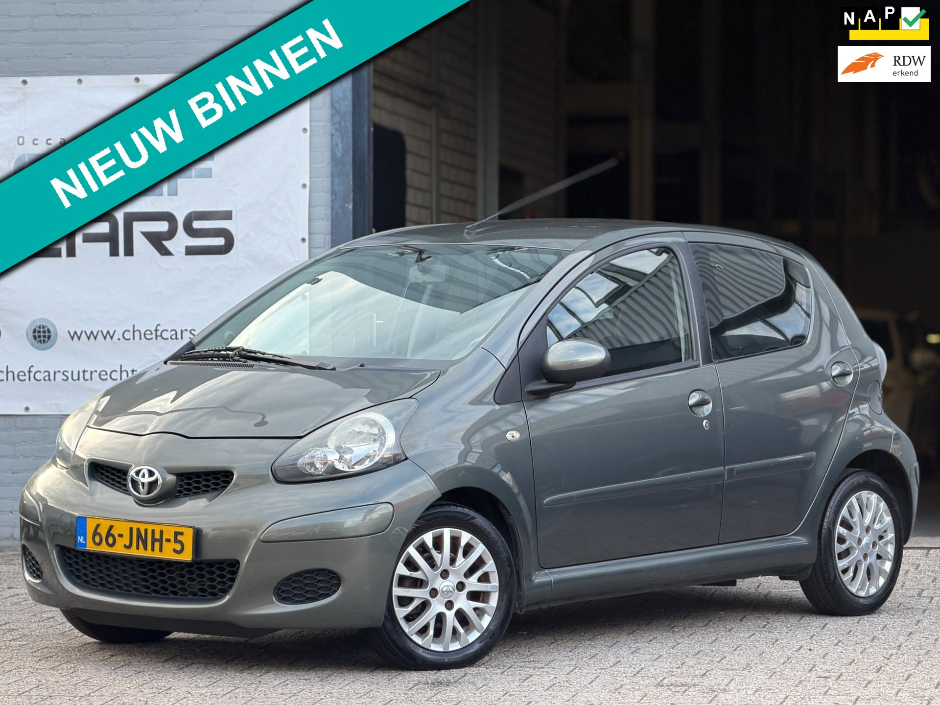Toyota Aygo 1.0|NAP|AIRCO|NIEUWEAPK|HALFLEER|5DRS|DEALEROH!