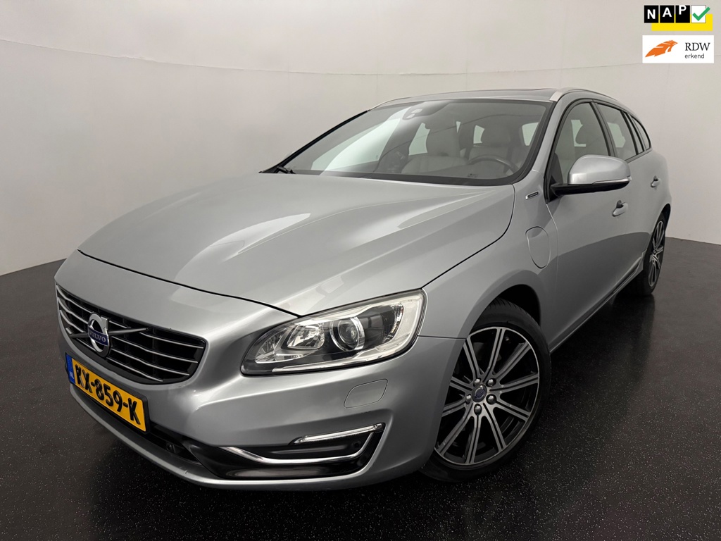 Volvo V60 2.4 D5 Twin Engine R-Design / dakraam / trekhaak