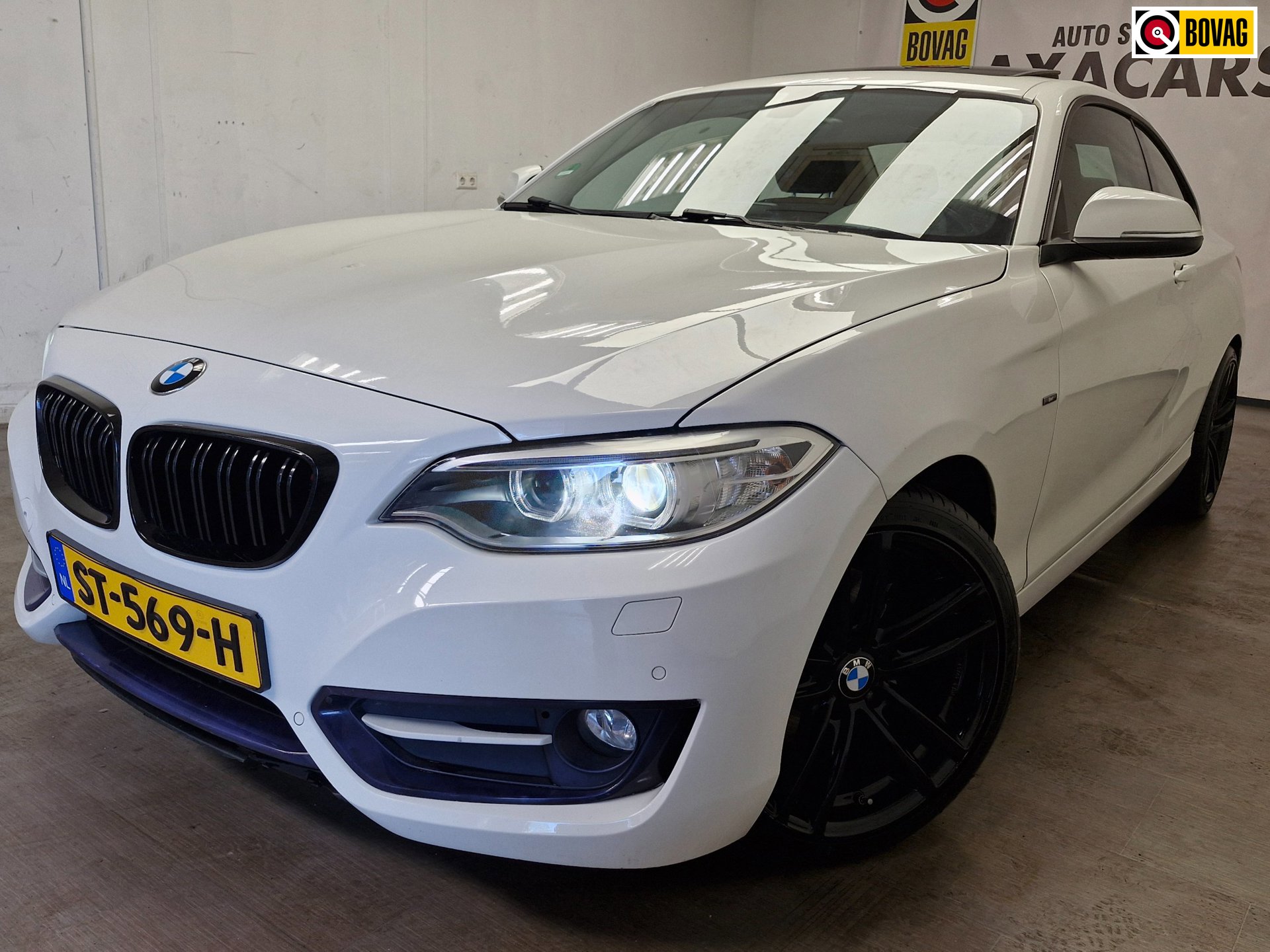 BMW 2-serie Coupé 220i M Sport GARANTIE ! LUXE UITVOERING ! AUTOMAAT !