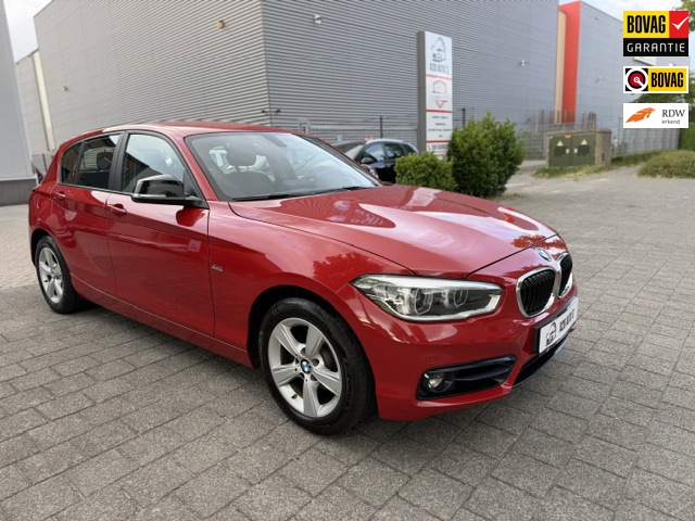 BMW 1 serie 118i Edition Sport Line Shadow Executive|Automaat|Airco|APK2027