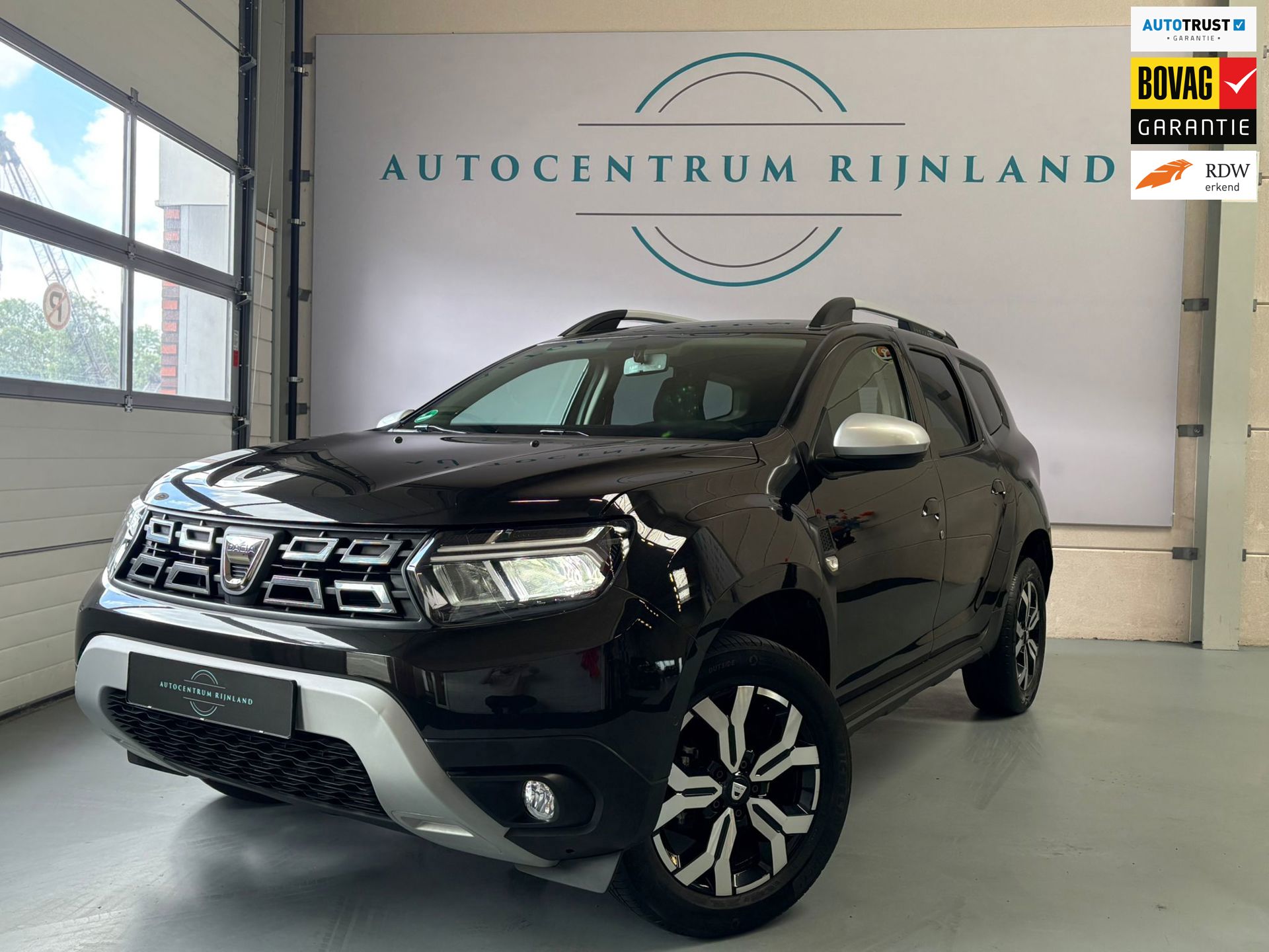 Dacia Duster 1.0 TCe Bi-Fuel Essential, 1 Jaar Bovag Garantie, CAMERA-NIEUWSTAAT-DEALERONDERHOUDEN